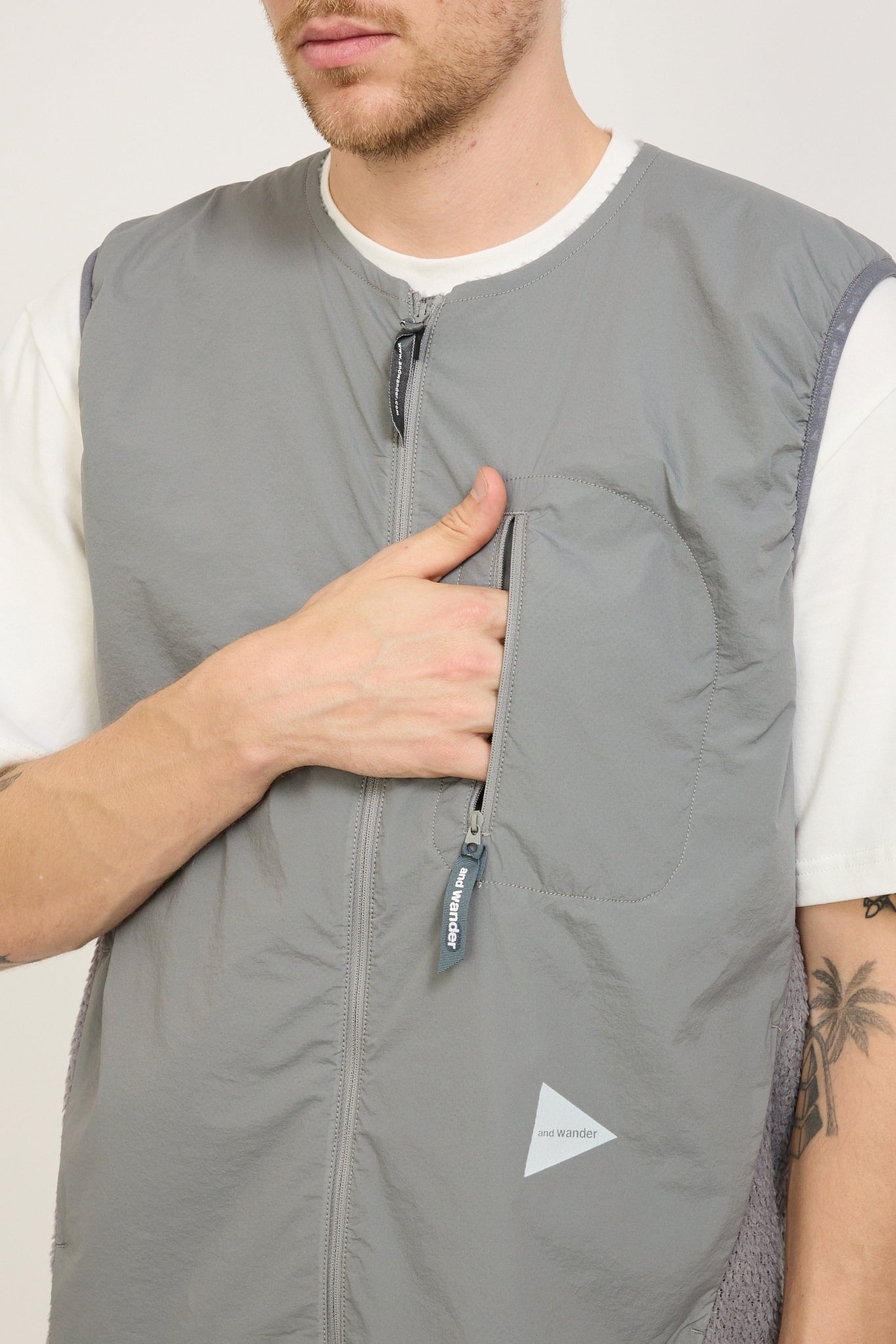 And Wander | Alpha Direct Vest Grey | Maplestore