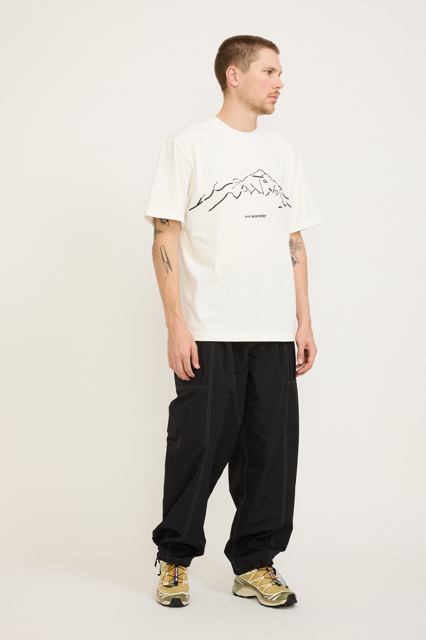 And Wander | Crinkled Nylon Pants Black | Maplestore