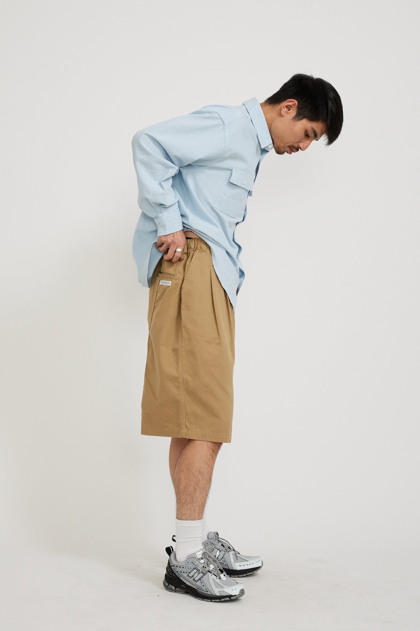 Anglan | Stitch Chino Wide Half Pants Beige | Maplestore