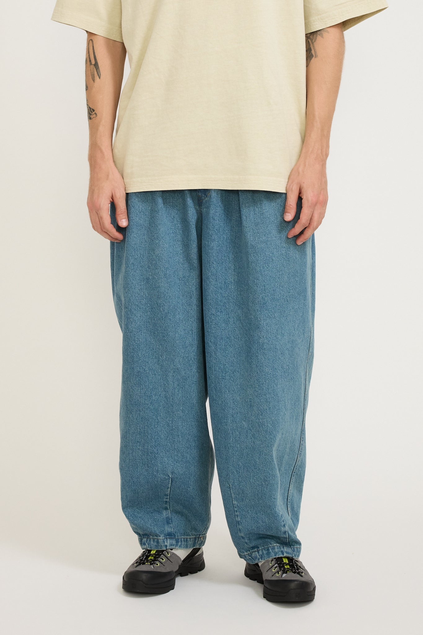 Anglan | Stone Vintage Denim Balloon Pants | Maplestore
