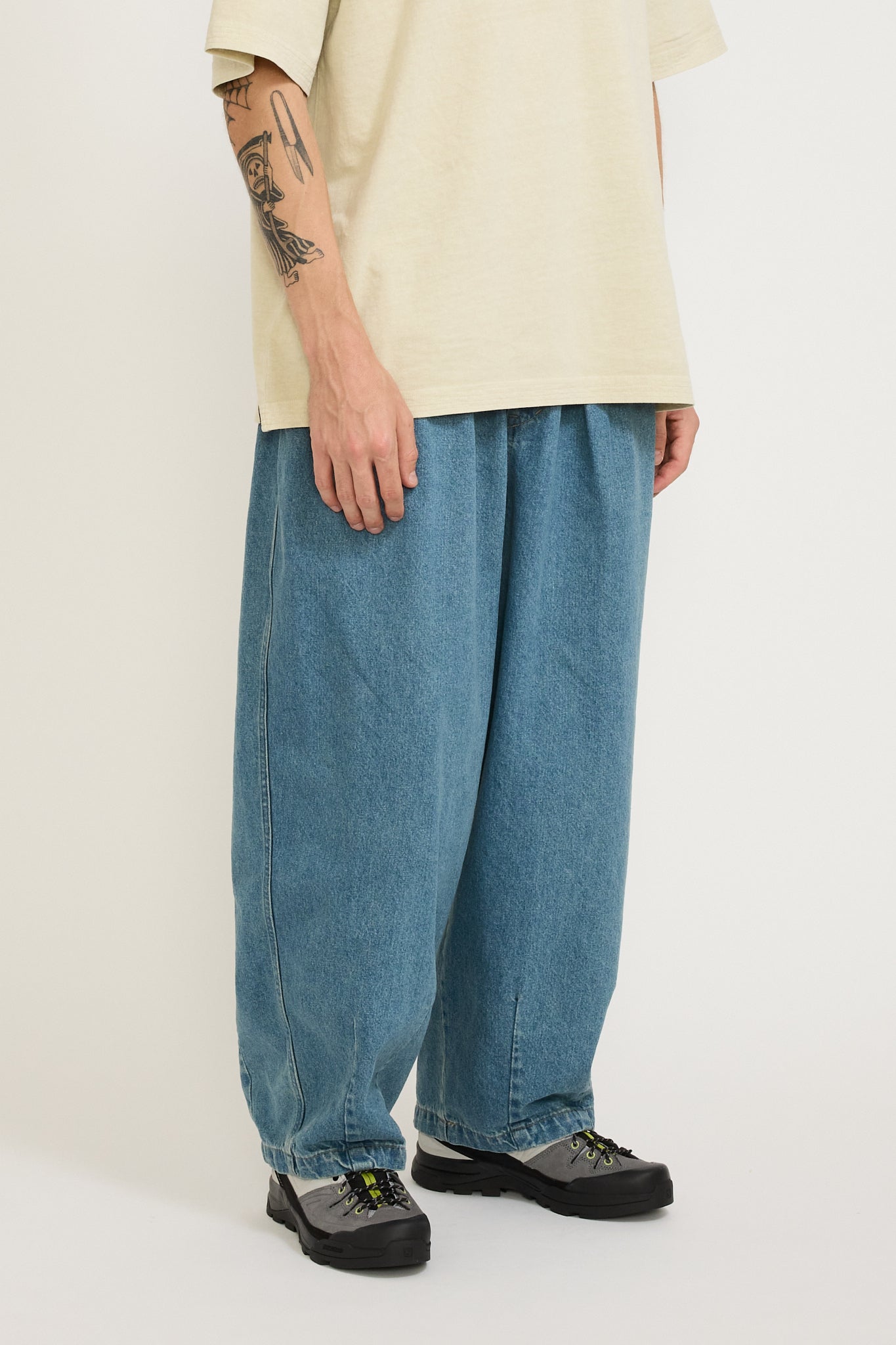 Anglan | Stone Vintage Denim Balloon Pants | Maplestore