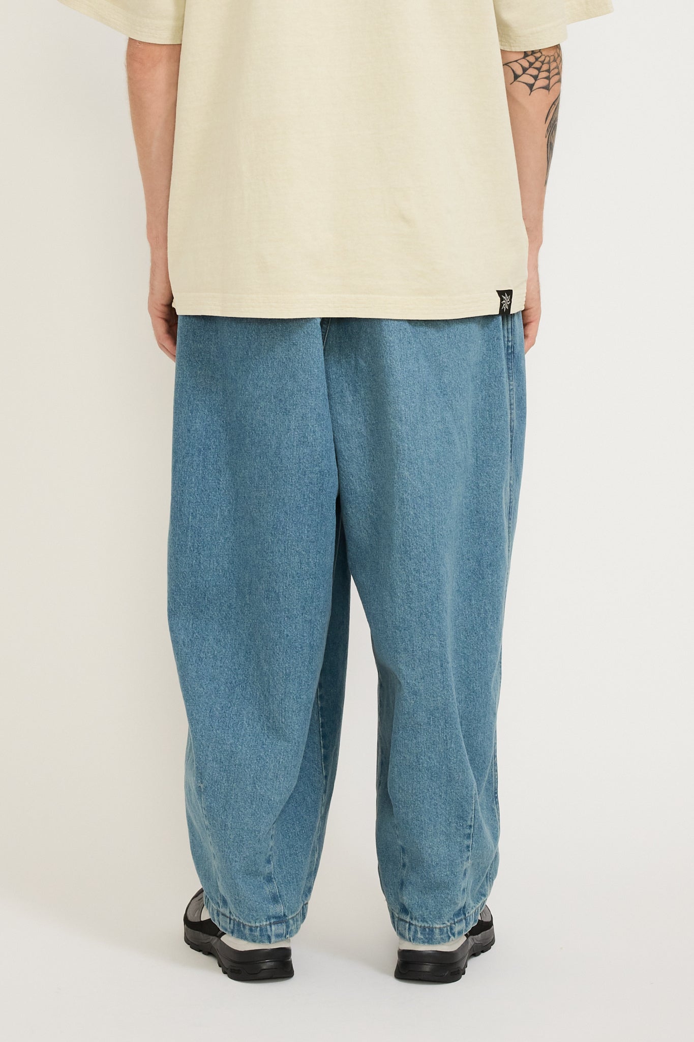 Anglan | Stone Vintage Denim Balloon Pants | Maplestore