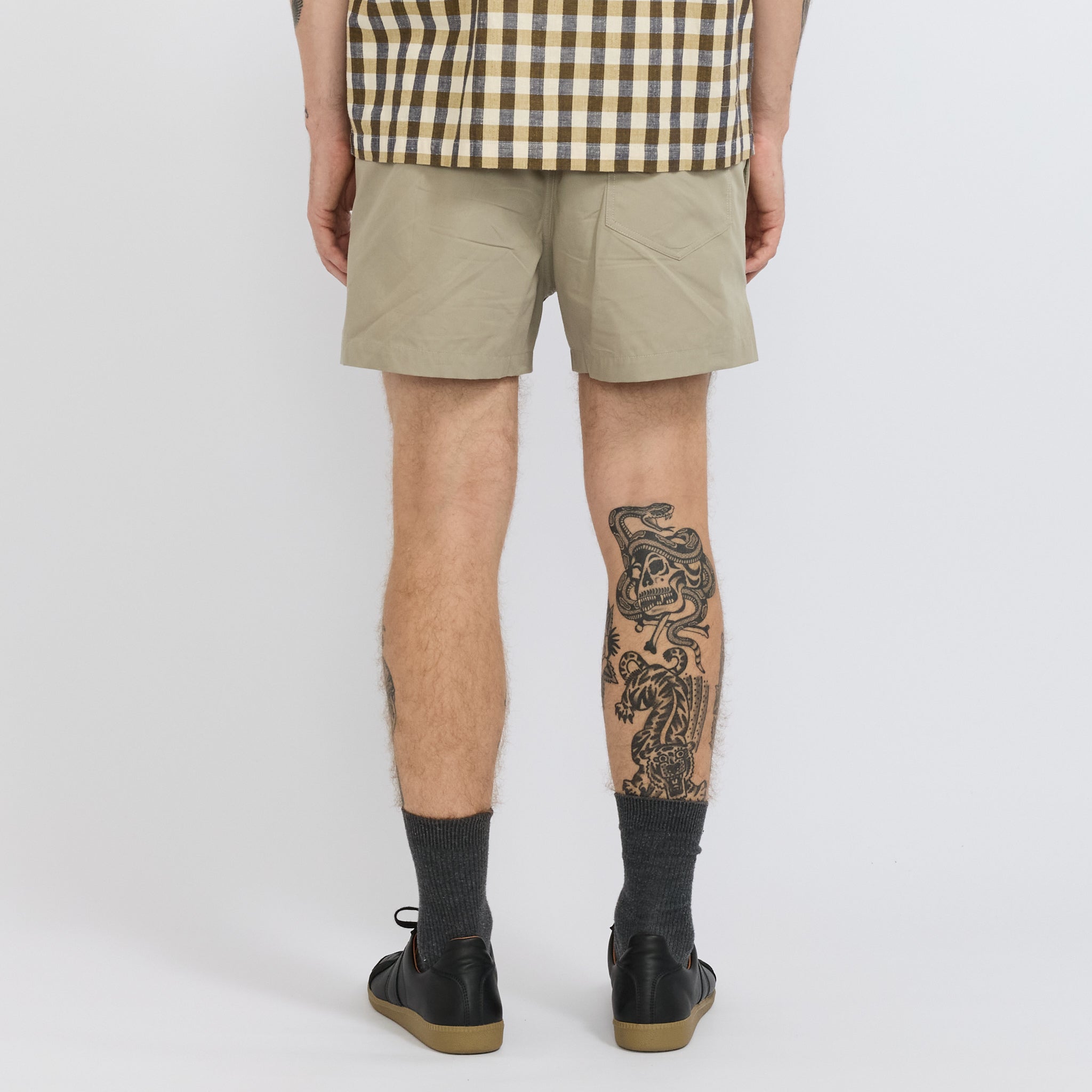 A.P.C. | Axel Short Sage Green | Maplestore