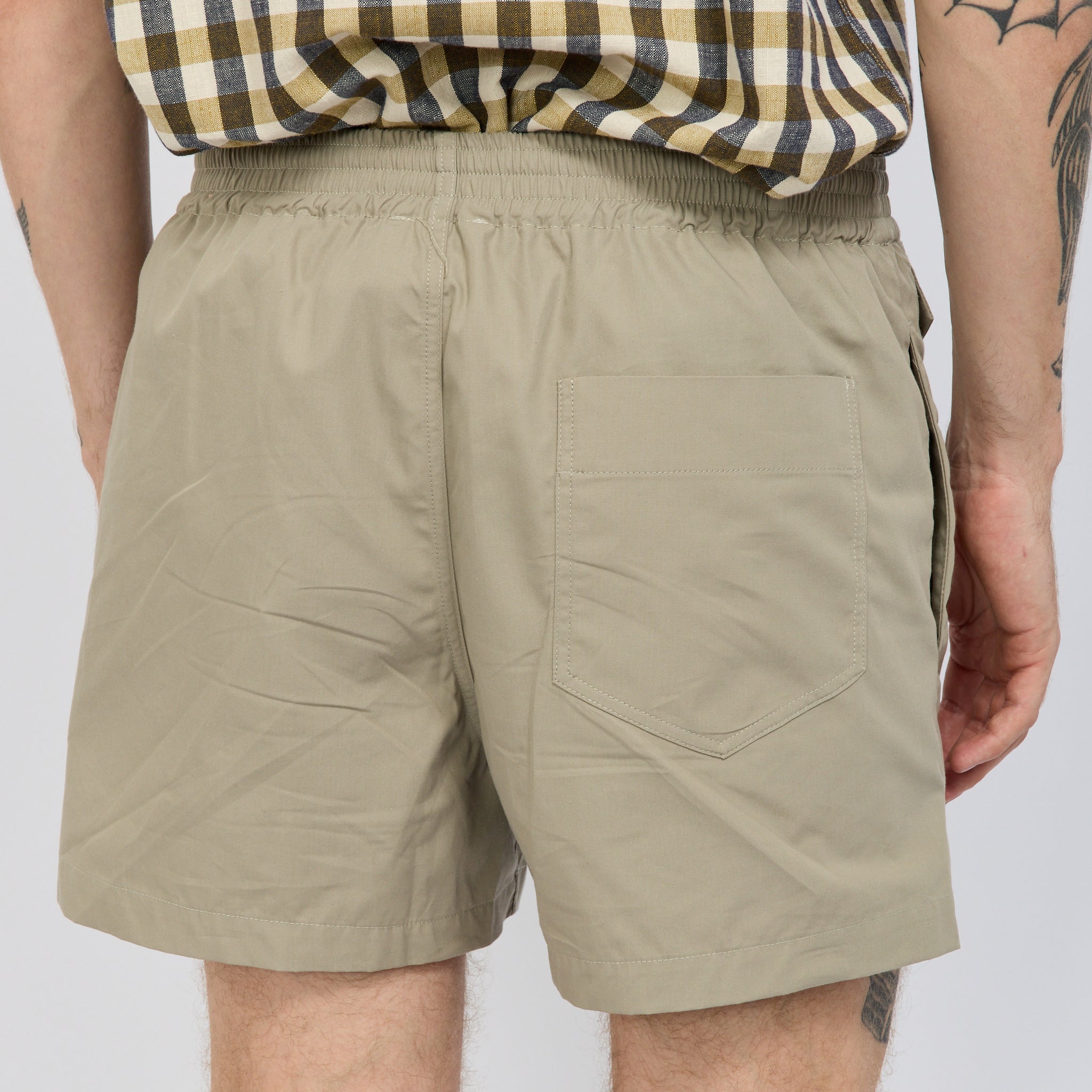 A.P.C. | Axel Short Sage Green | Maplestore