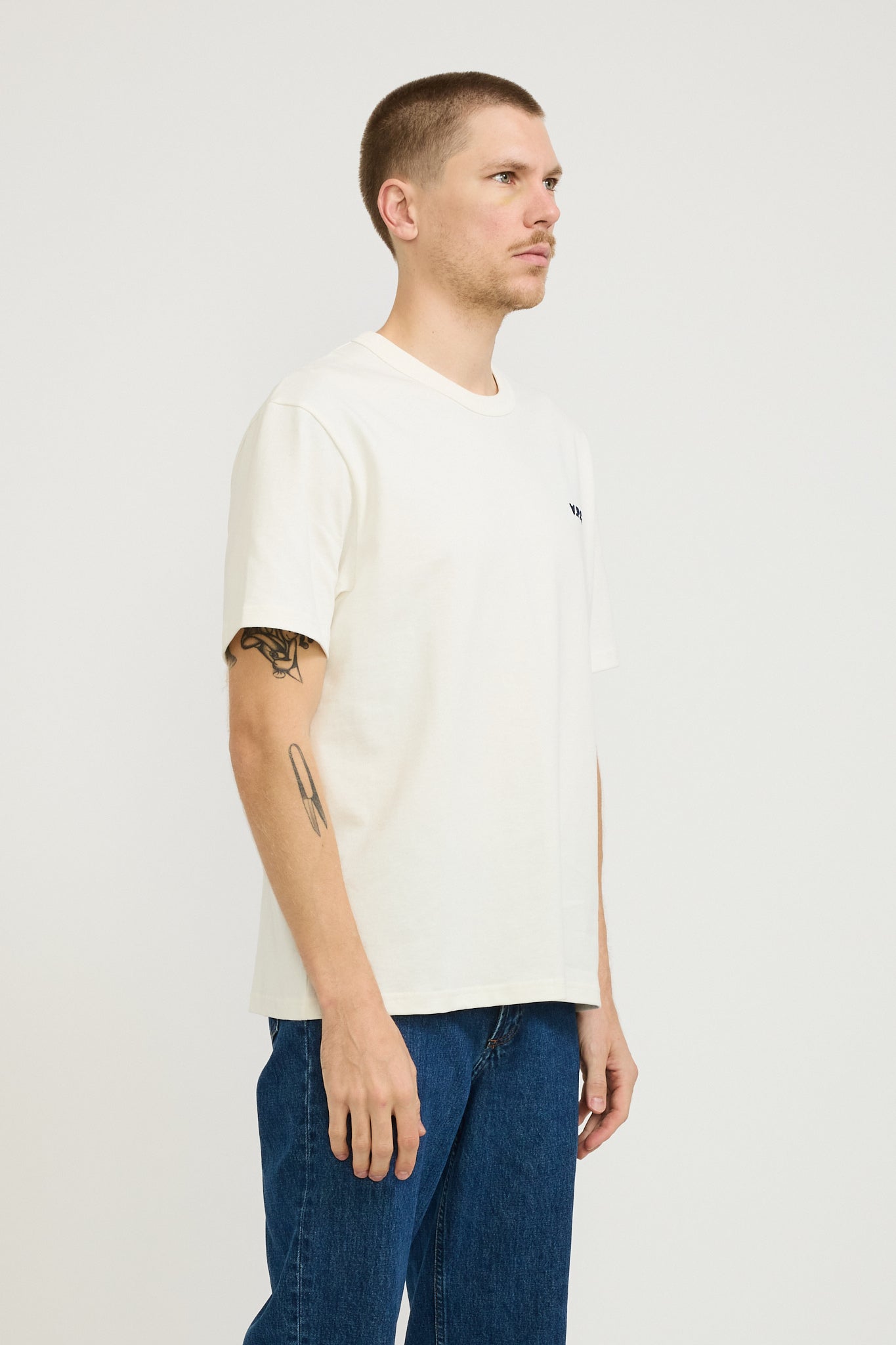 A.P.C. | Boxy Petit VPC T-Shirt White/Dark Navy | Maplestore