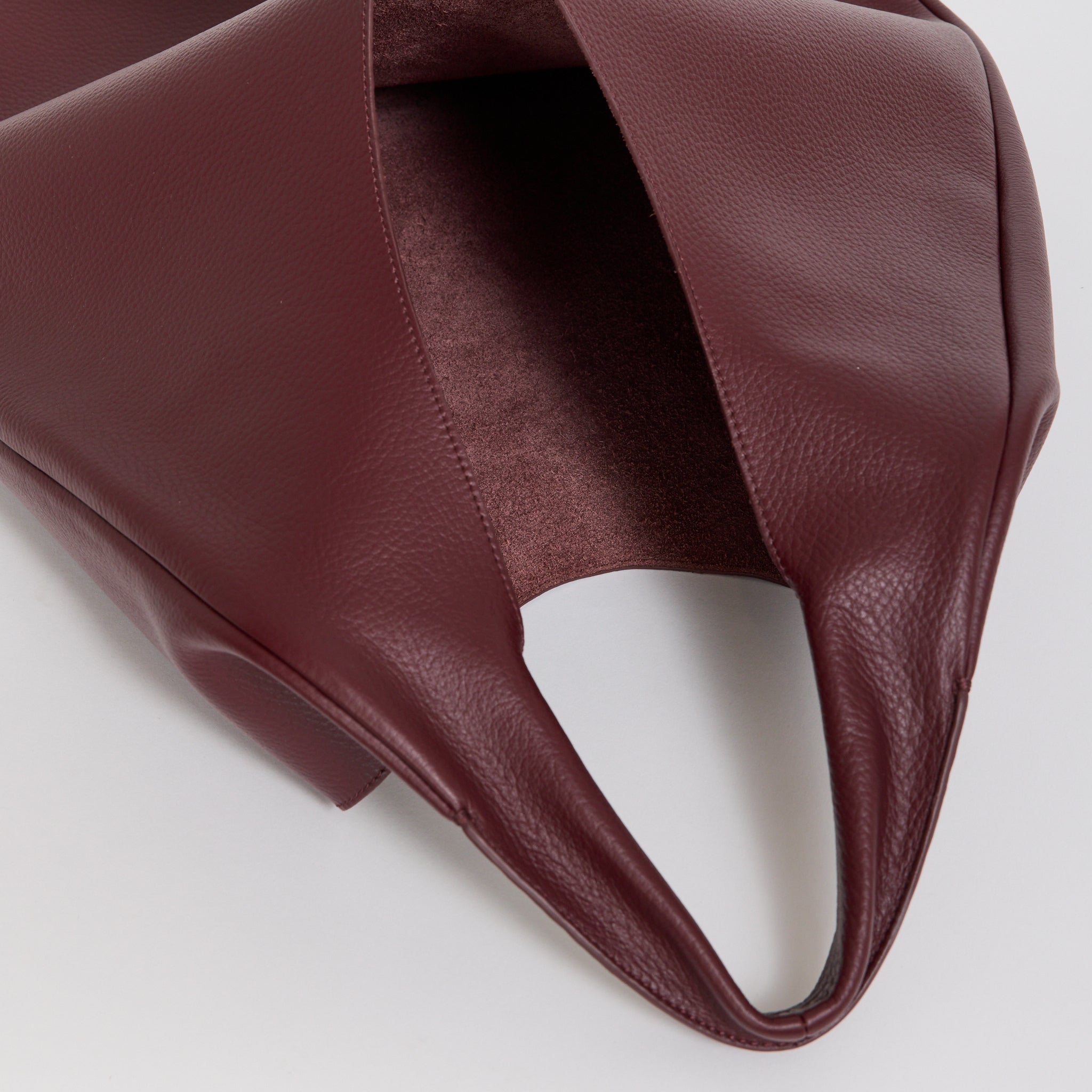 A.P.C. | Le Neige Vino | Maplestore