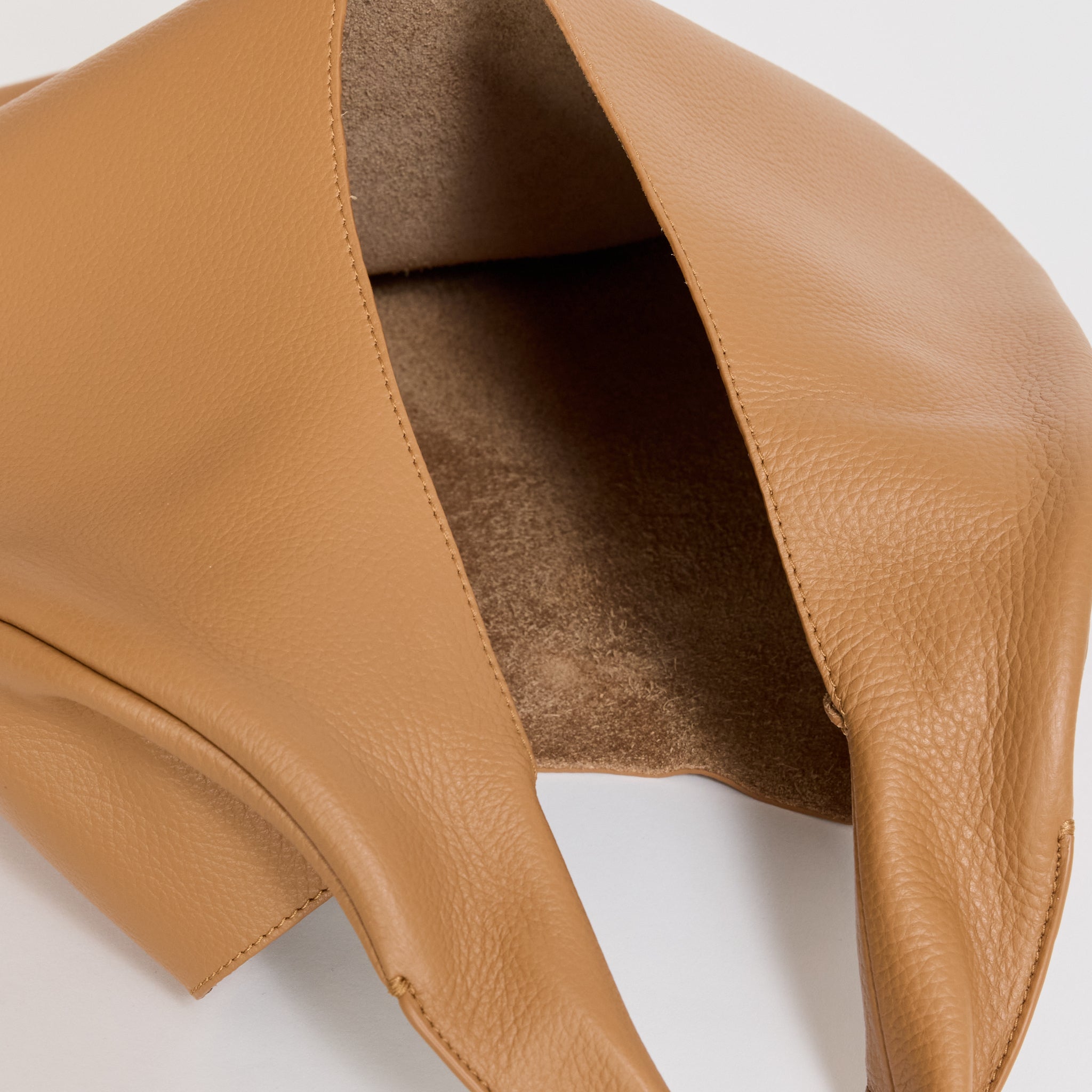 A.P.C. | Le Neige Camel | Maplestore