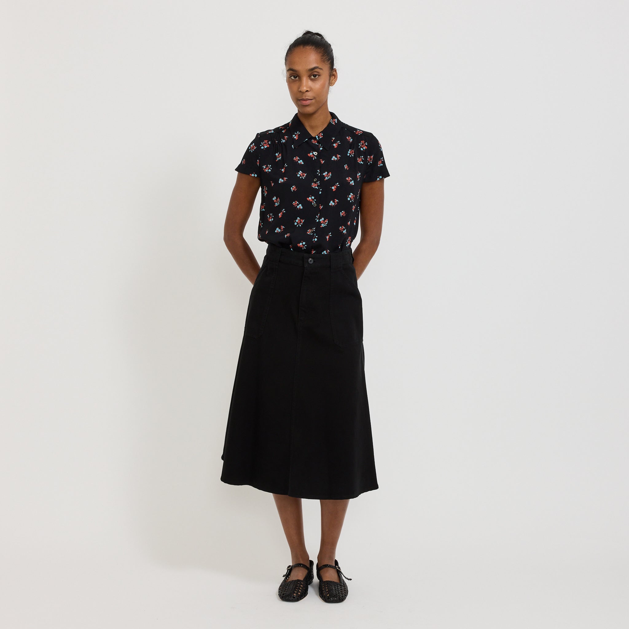 Maya Short Sleeve Shirt Black Floral