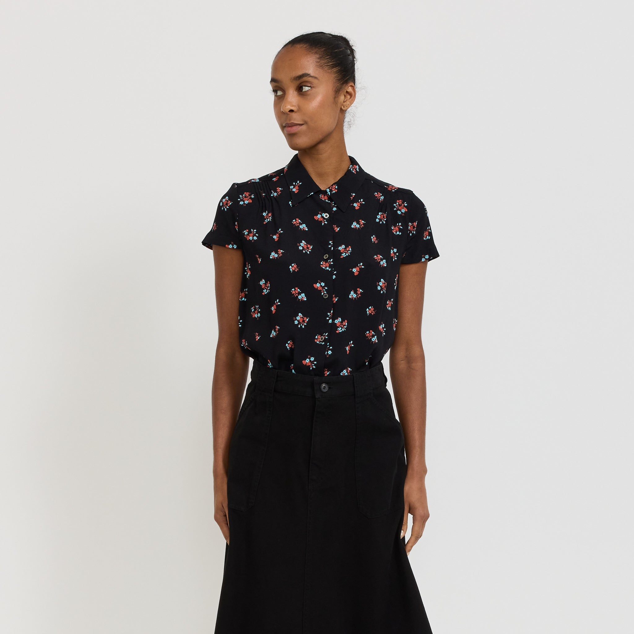 Maya Short Sleeve Shirt Black Floral