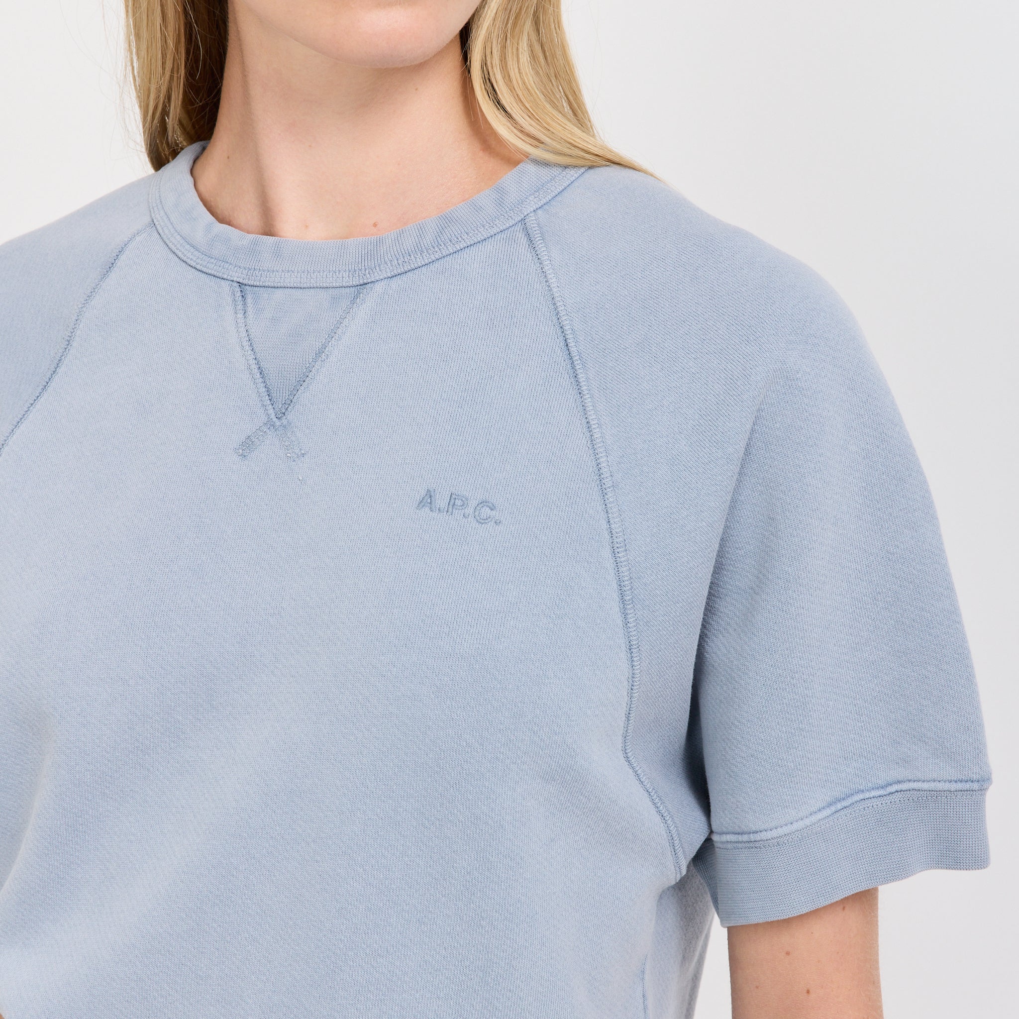 A.P.C. | Patti Sweatshirt Light Blue | Maplestore