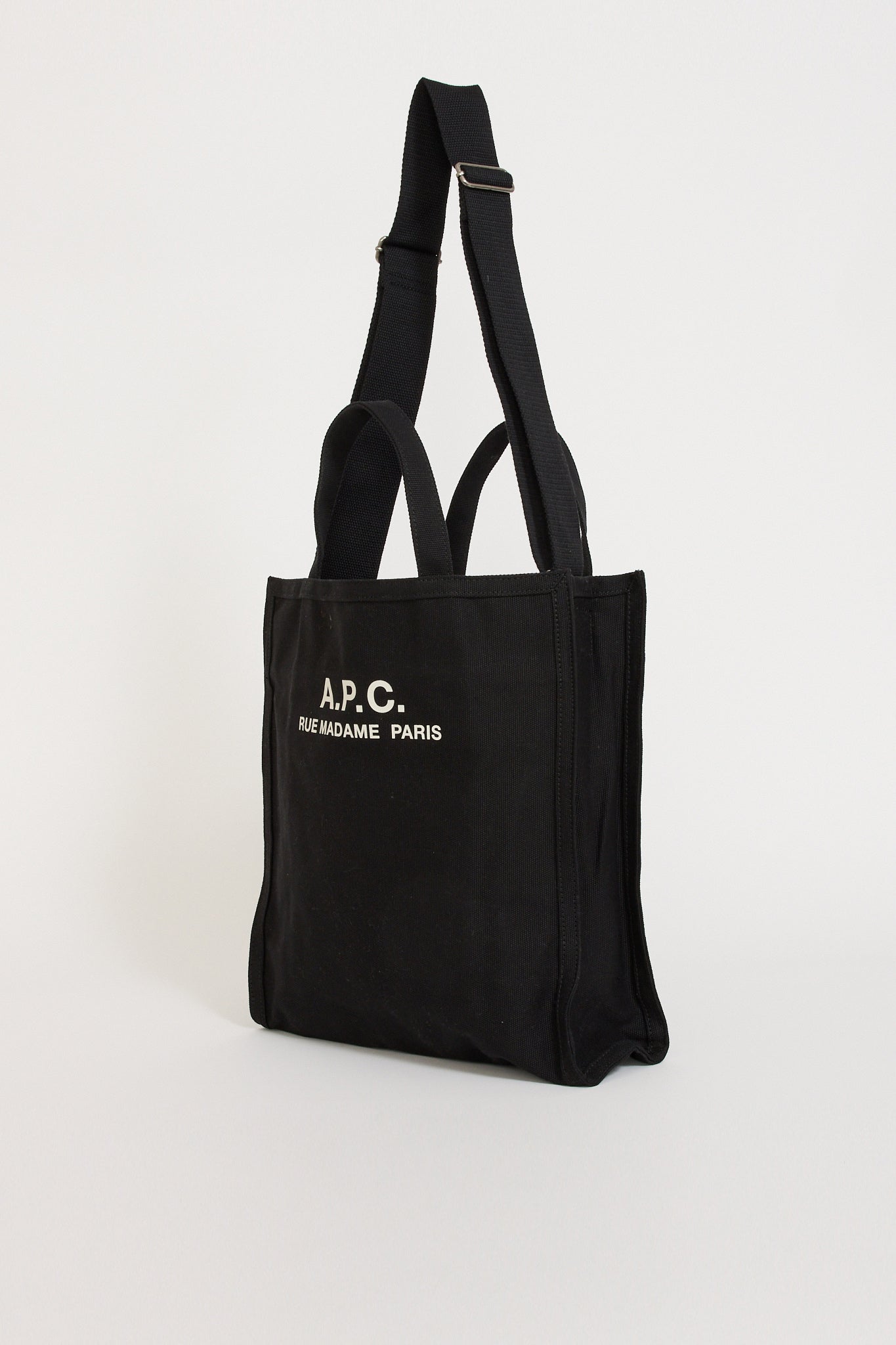 A.P.C. | Recuperation Shopping Bag Black | Maplestore