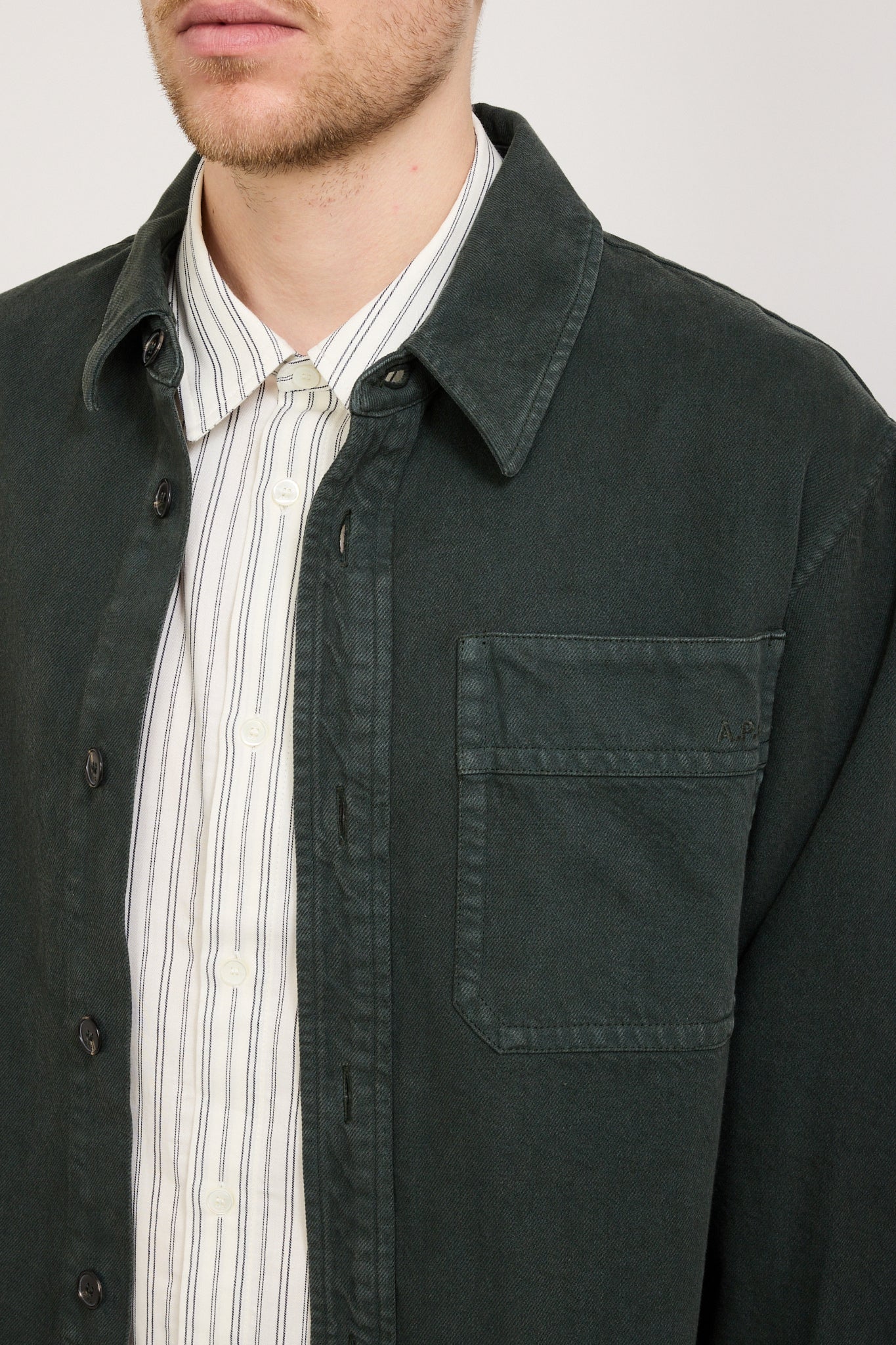 A.P.C. | Basile Brodee Overshirt Dark Green | Maplestore