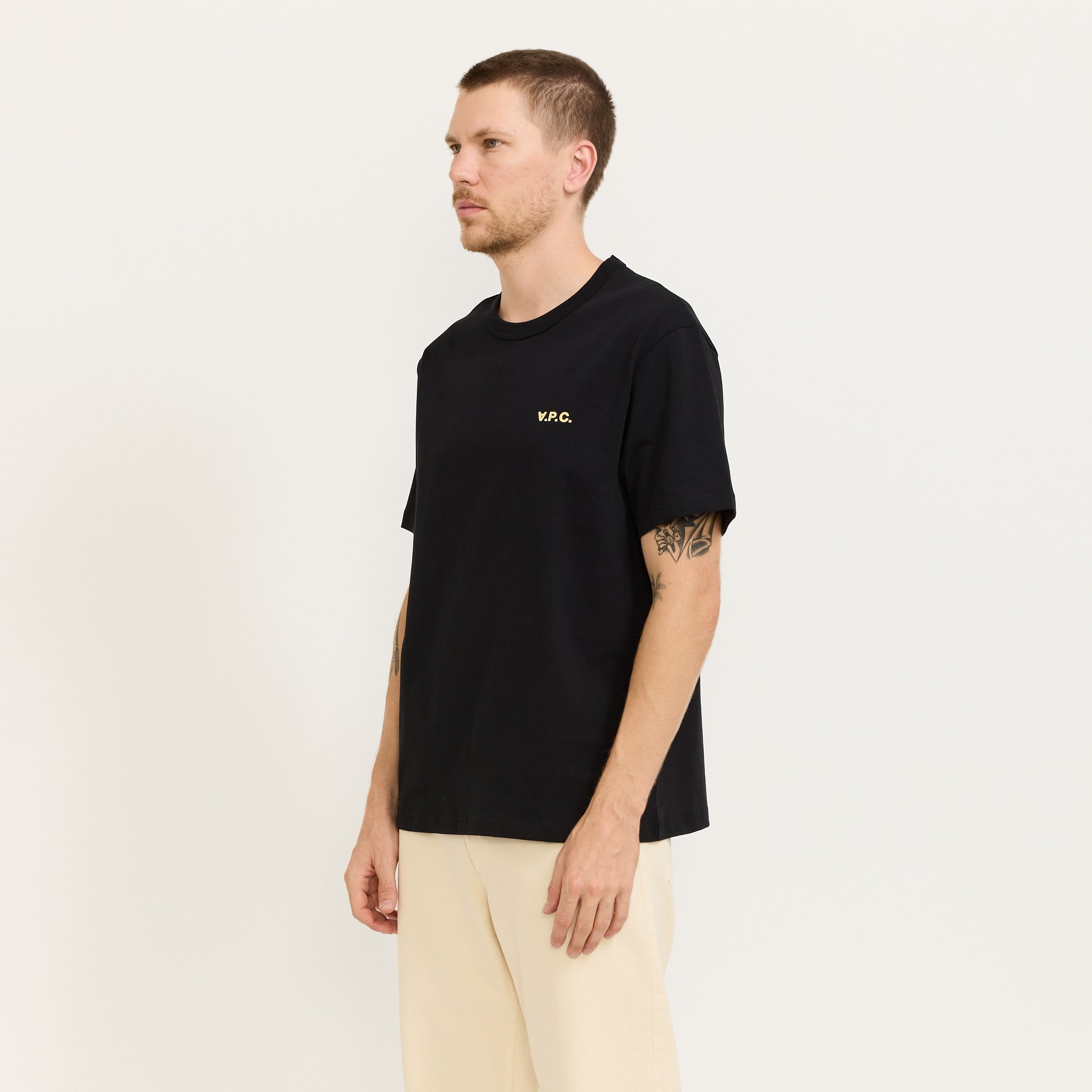 A.P.C. Boxy Petit VPC T-Shirt Black/Beige | Maplestore A.P.C. Boxy Petit VPC T-Shirt Black/Beige | Maplestore