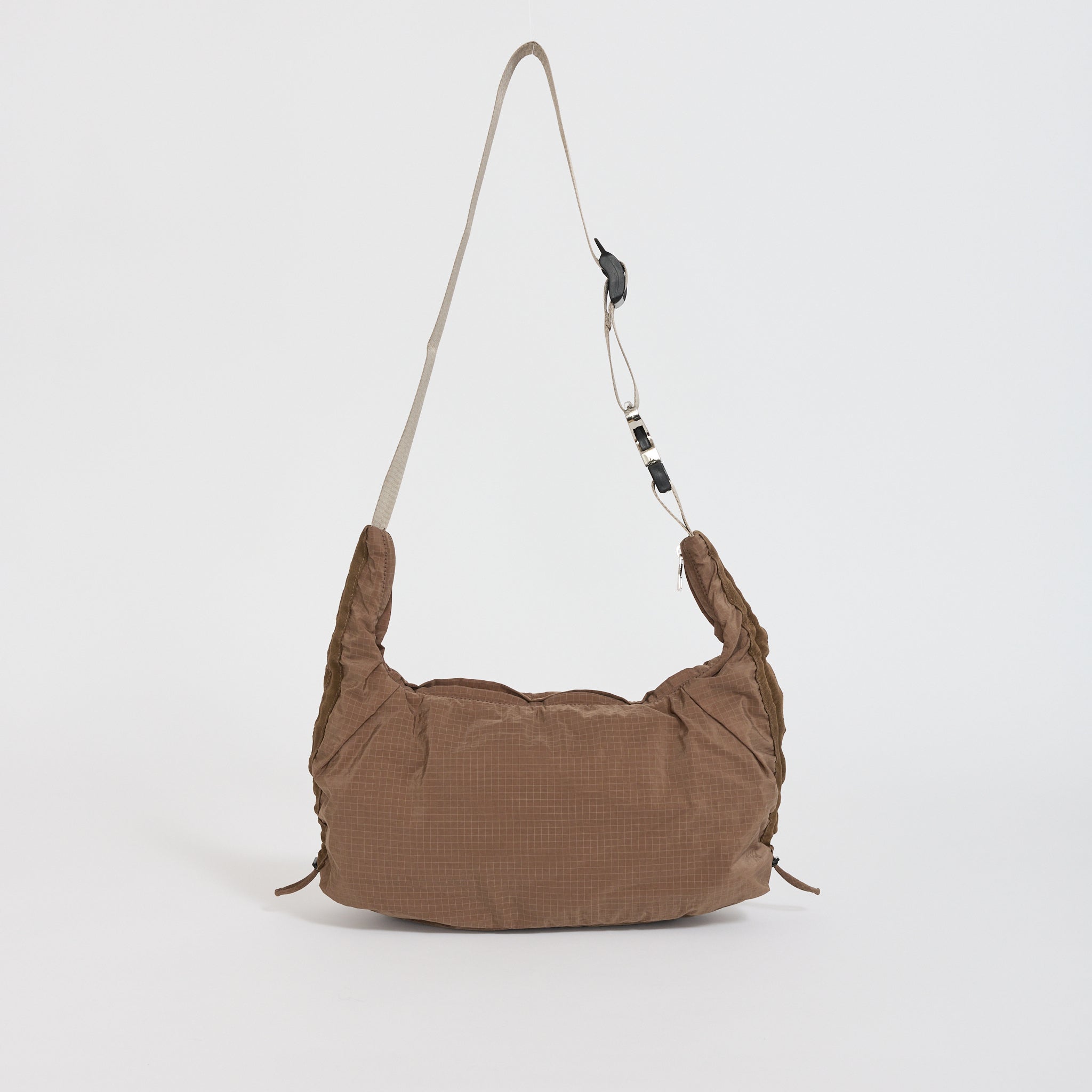 ARCS | Little Hey Sling Bag Cub | Maplestore