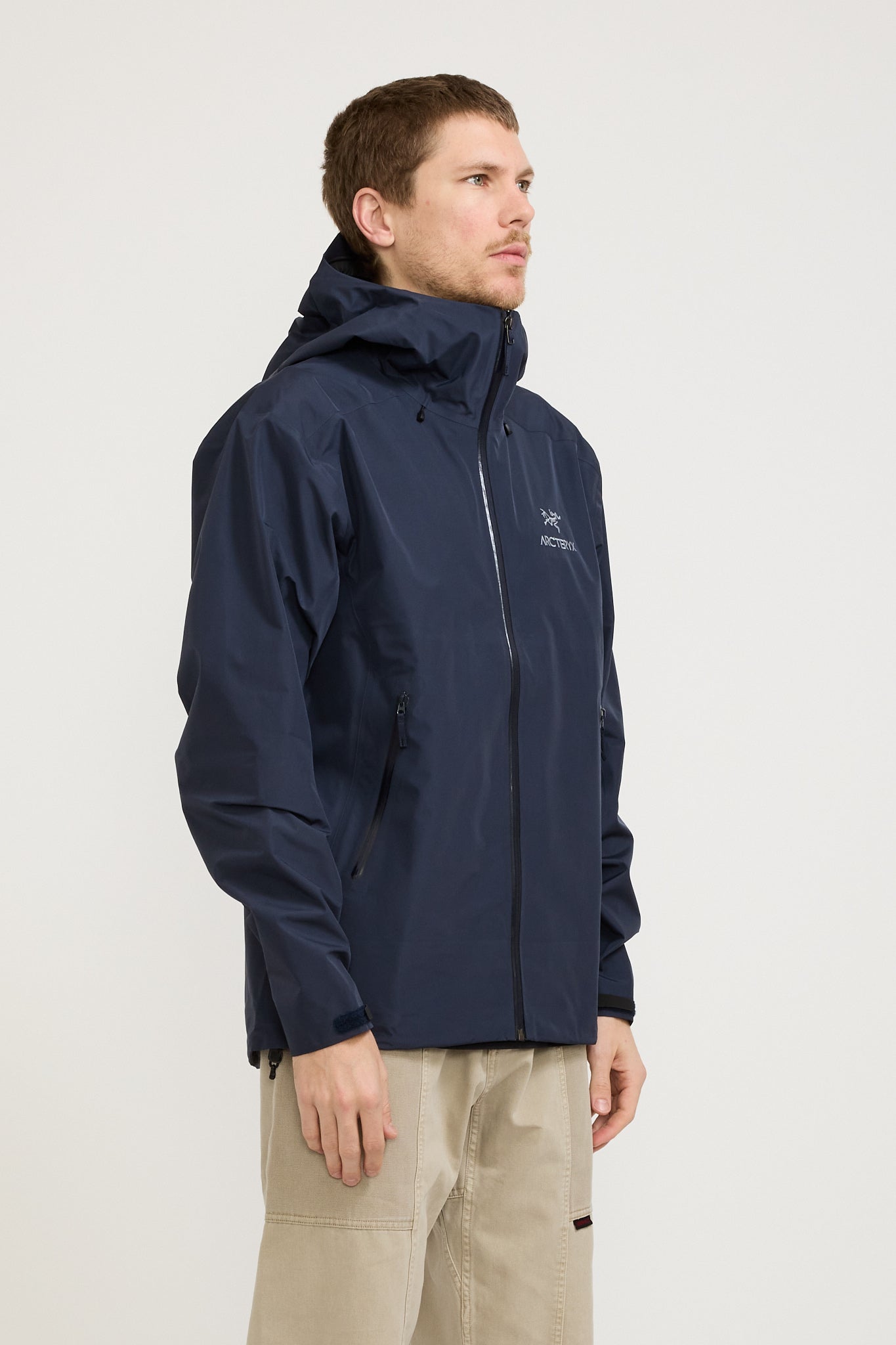 Arcteryx | Beta LT Jacket Black Sapphire | Maplestore