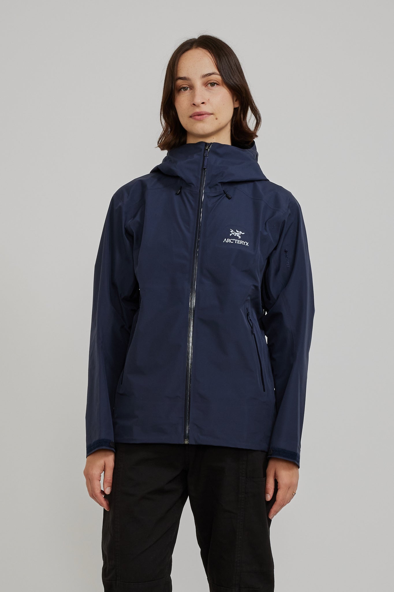 Arcteryx | Beta LT Jacket Women's Sapphire Black | Maplestore