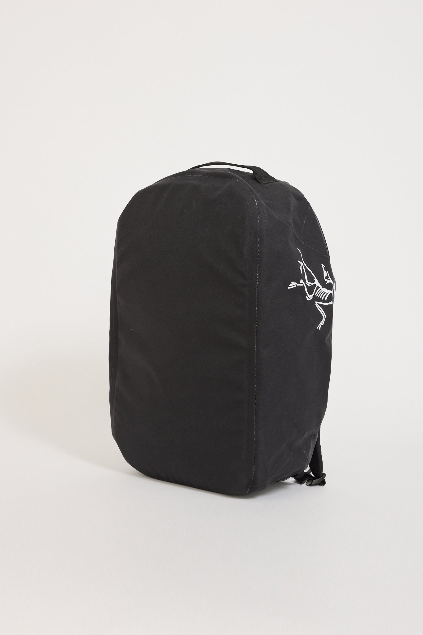 Arcteryx | Carrier 40 Duffle Black | Maplestore