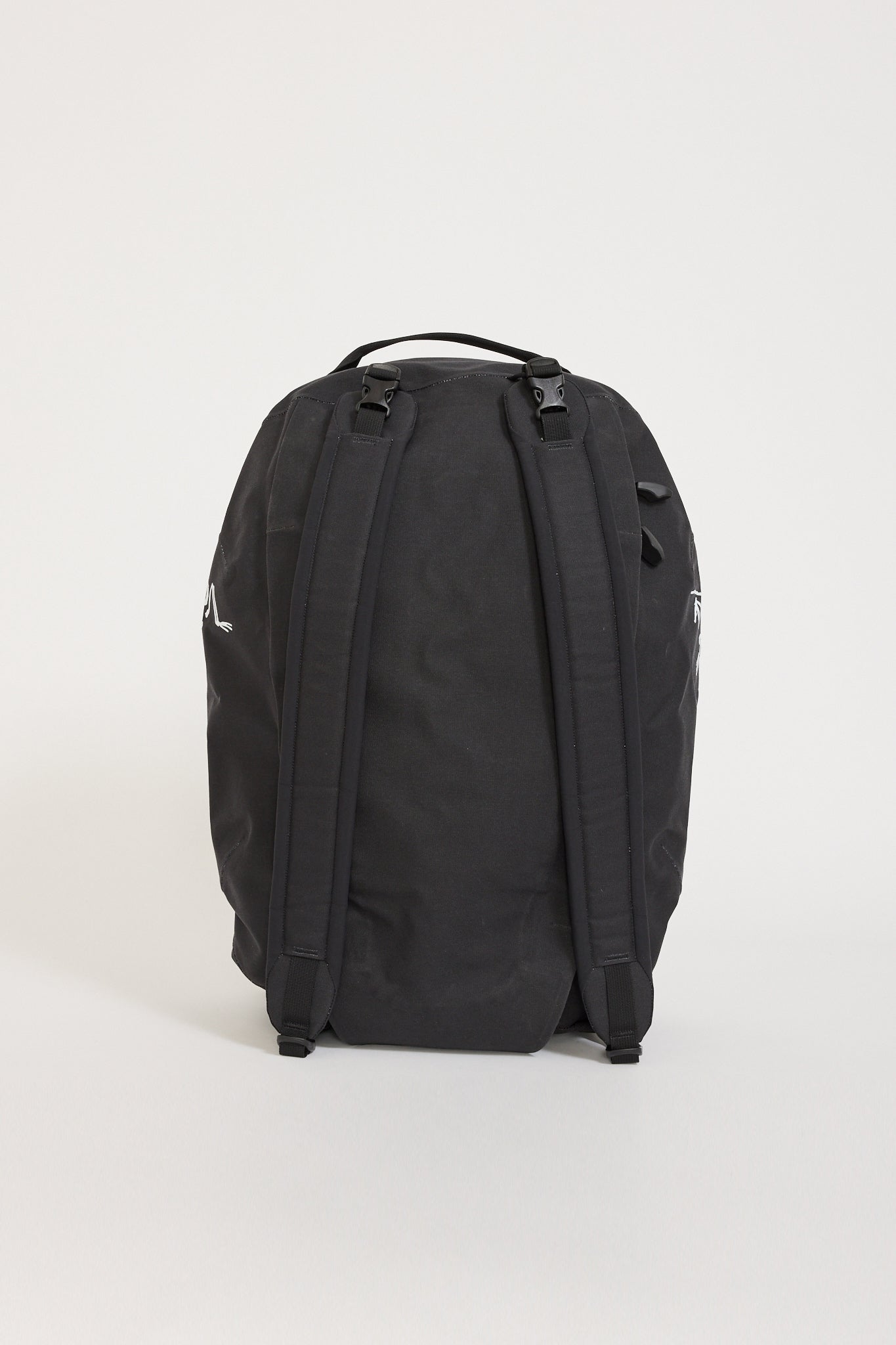 Arcteryx | Carrier 40 Duffle Black | Maplestore