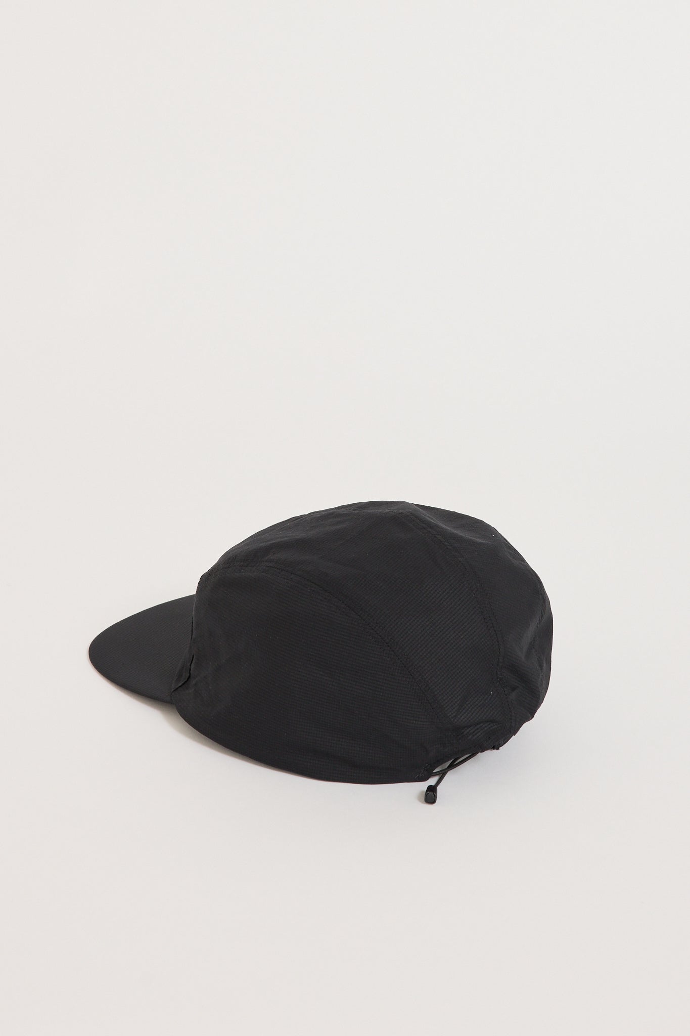 Arcteryx | Norvan Regular Brim Hat Black | Maplestore