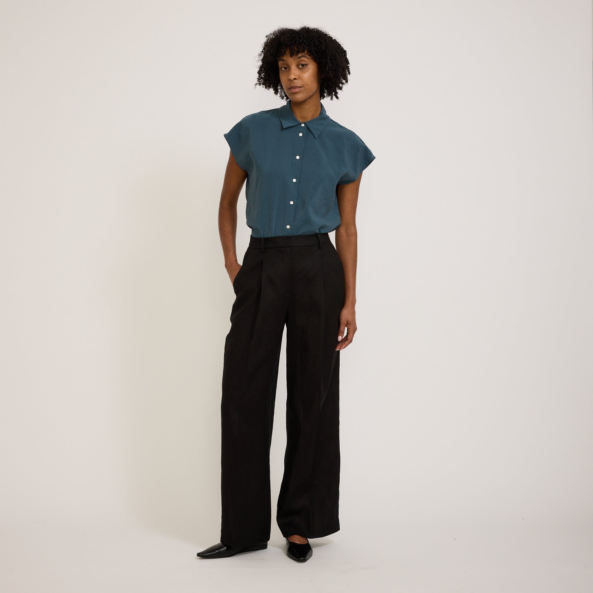 Assembly Label | Aria Linen Pant Black | Maplestore