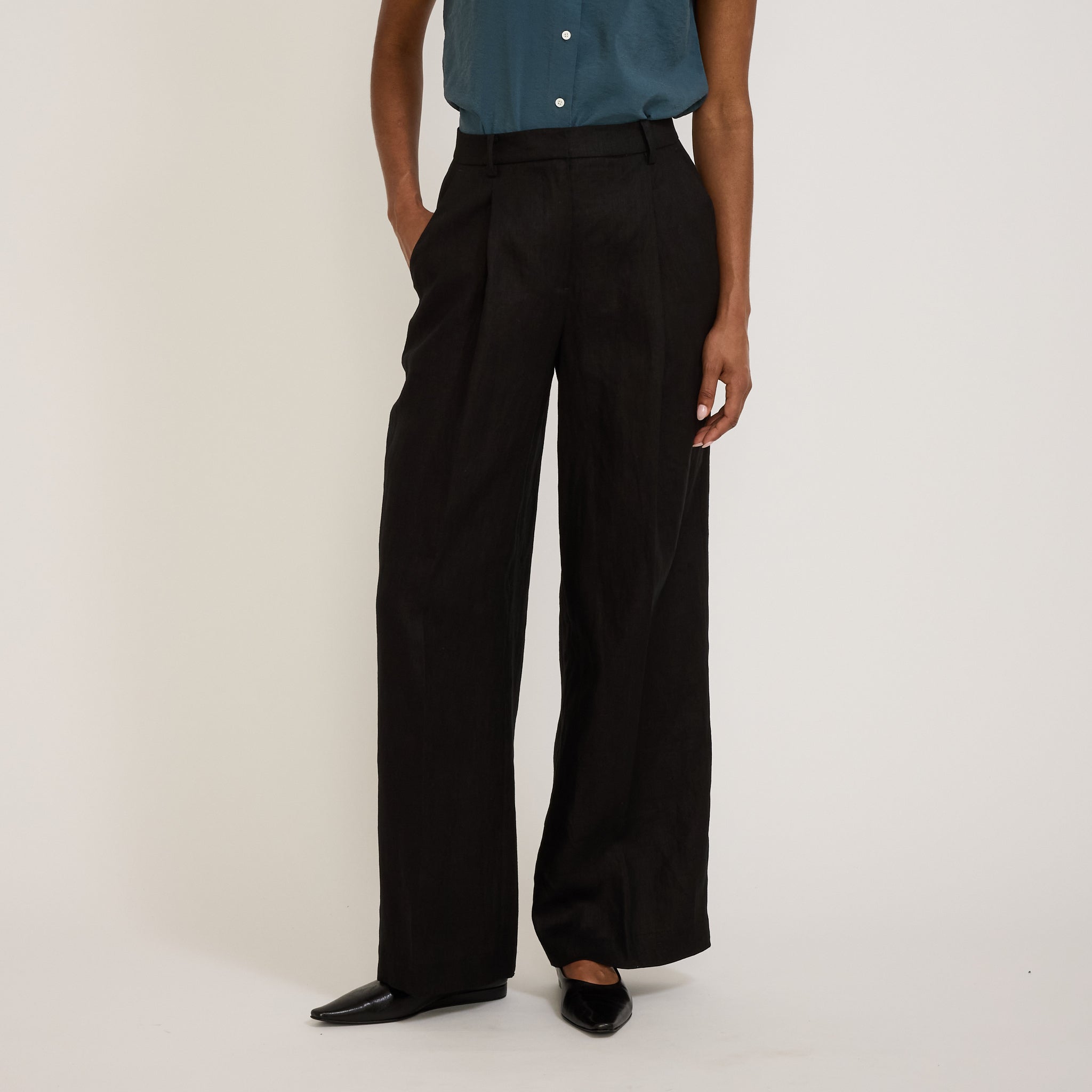 Assembly Label | Aria Linen Pant Black | Maplestore