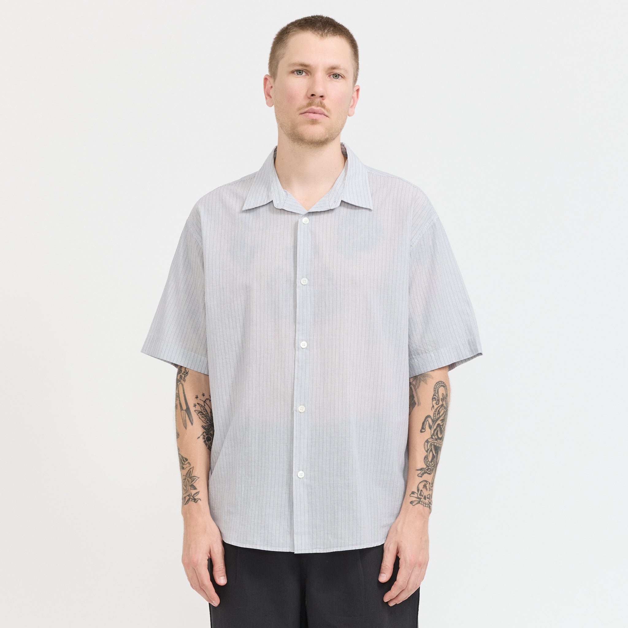 Olly Short Sleeve Shirt Graphite/White