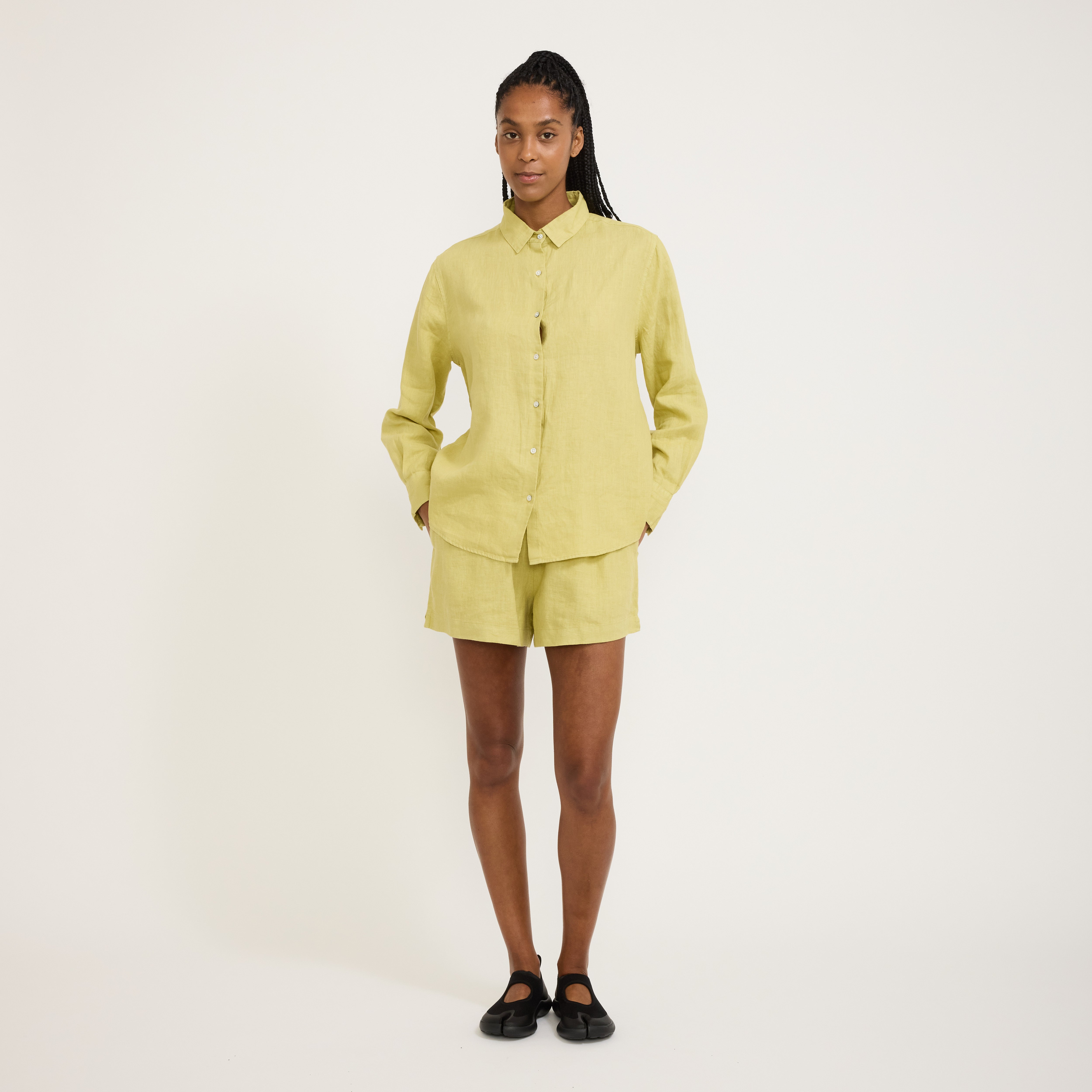Assembly Label | Stella Linen Short Pear | Maplestore