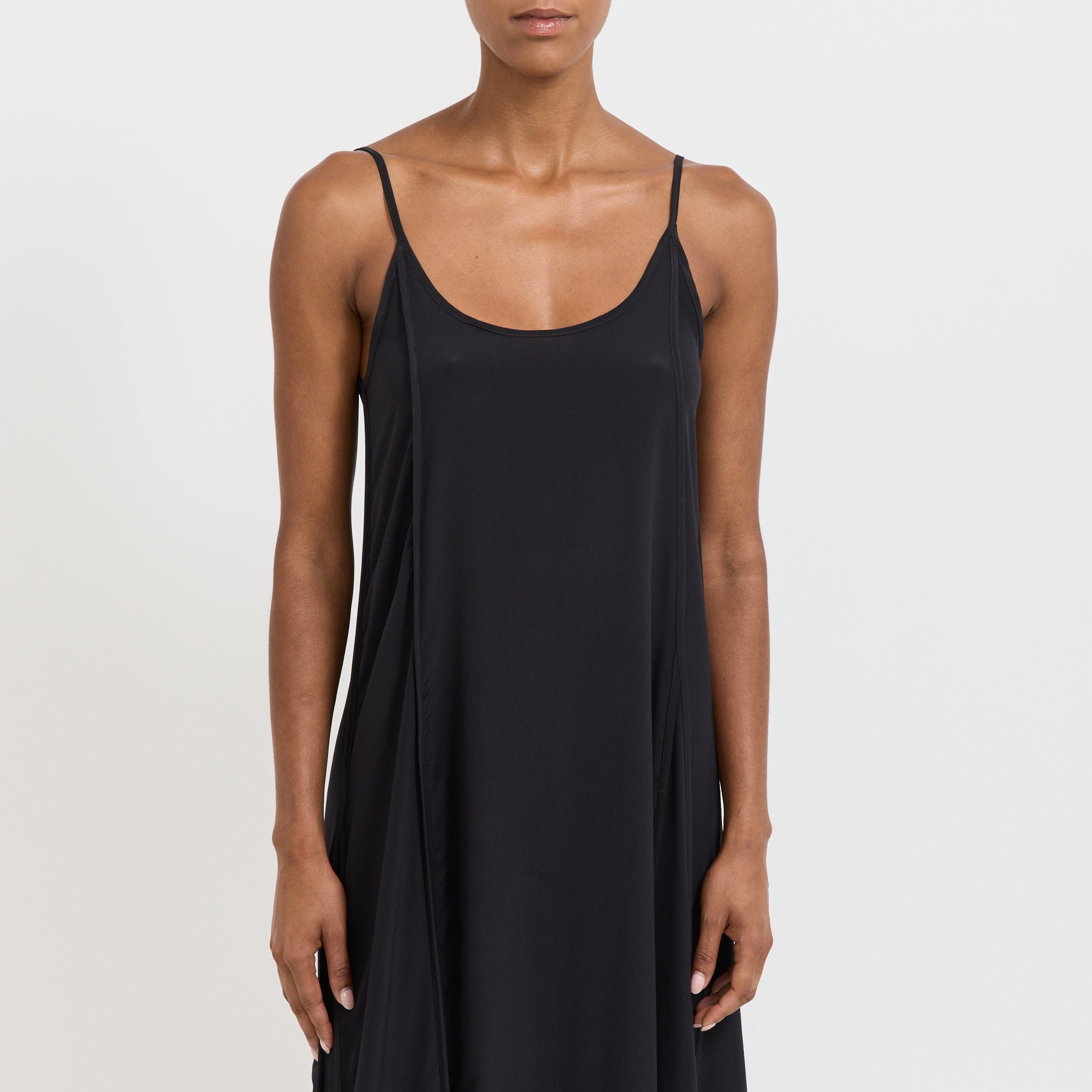 Baserange | Ade Dress Black | Maplestore