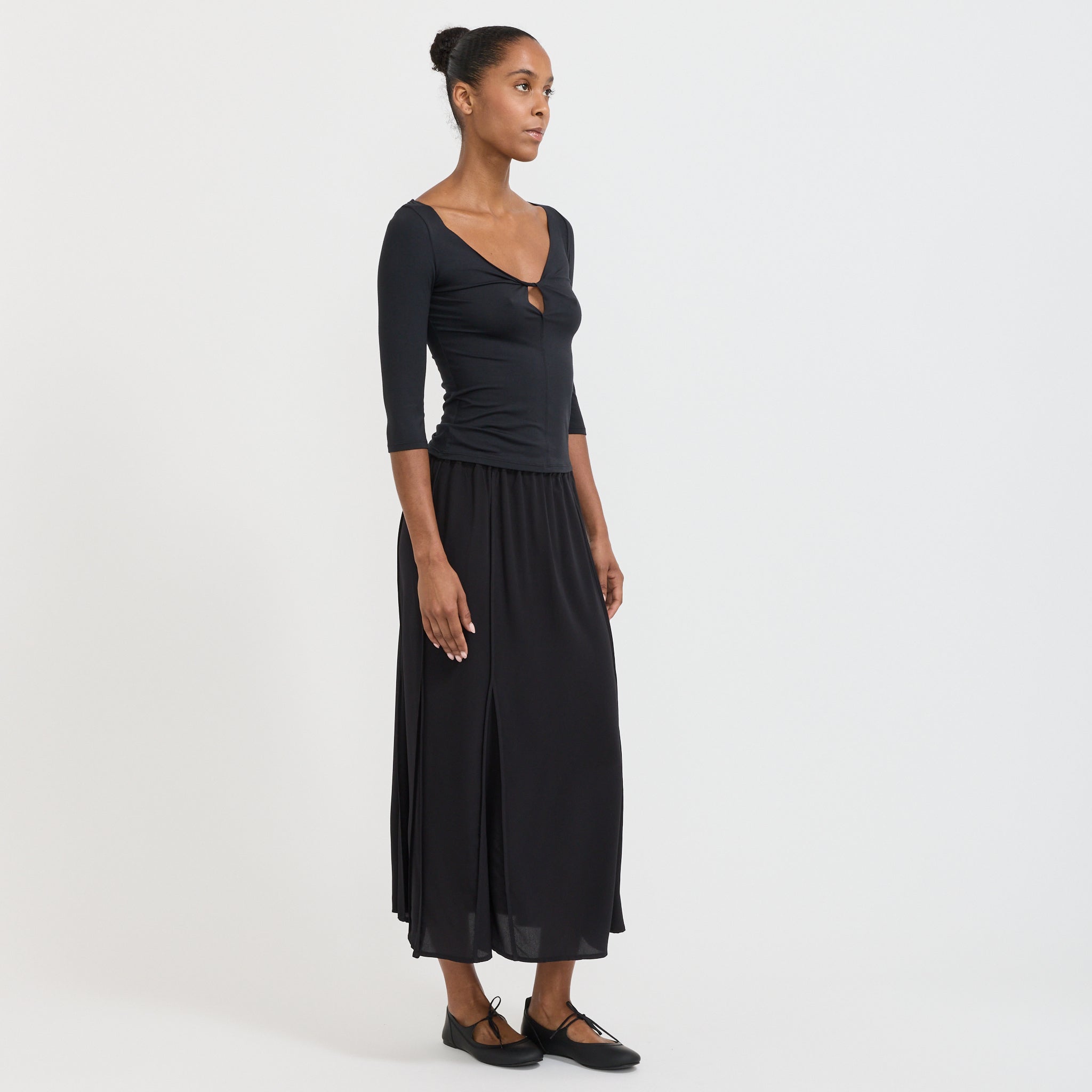 Baserange | Ade Skirt Black | Maplestore