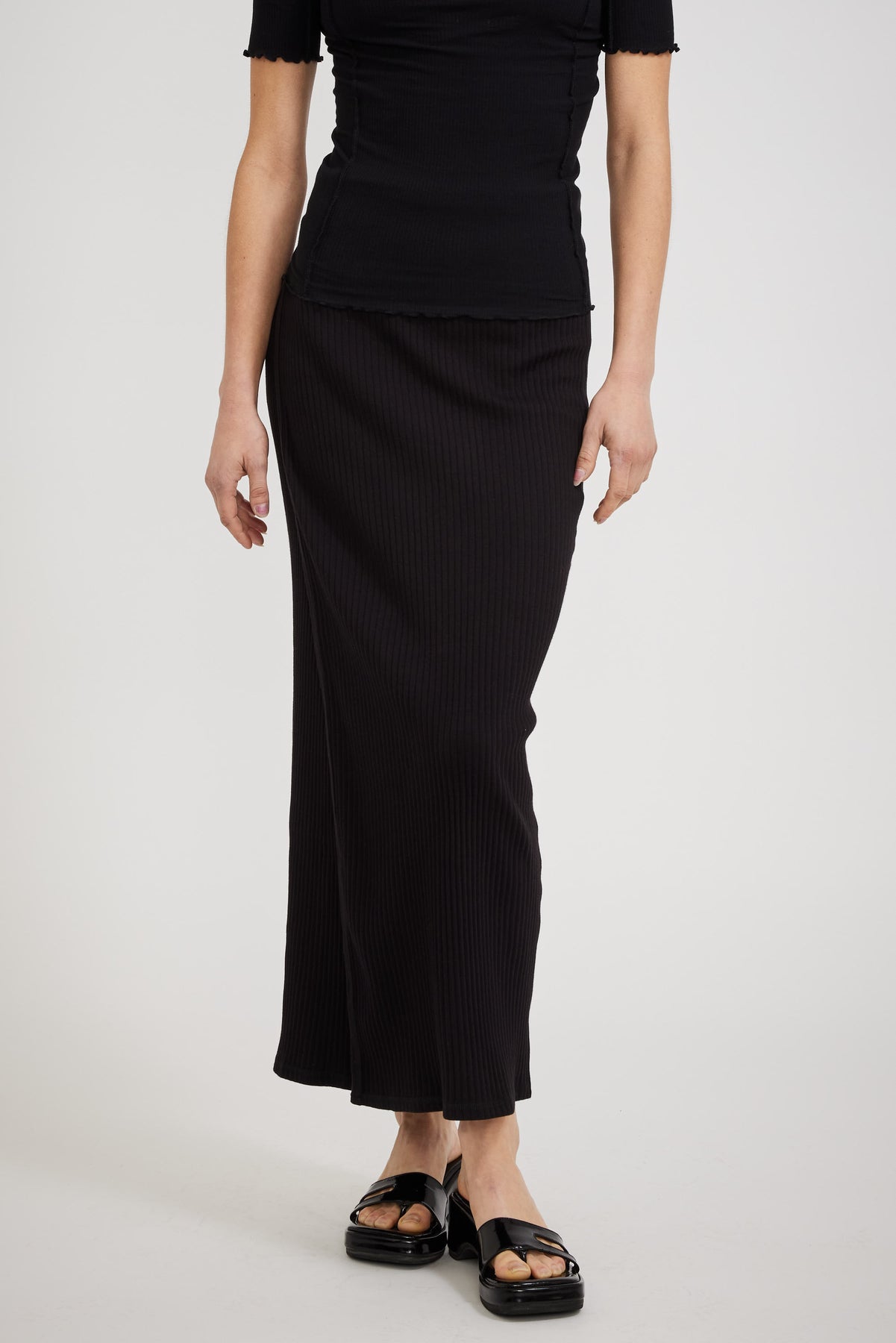 Baserange Brig Skirt Black | Maplestore