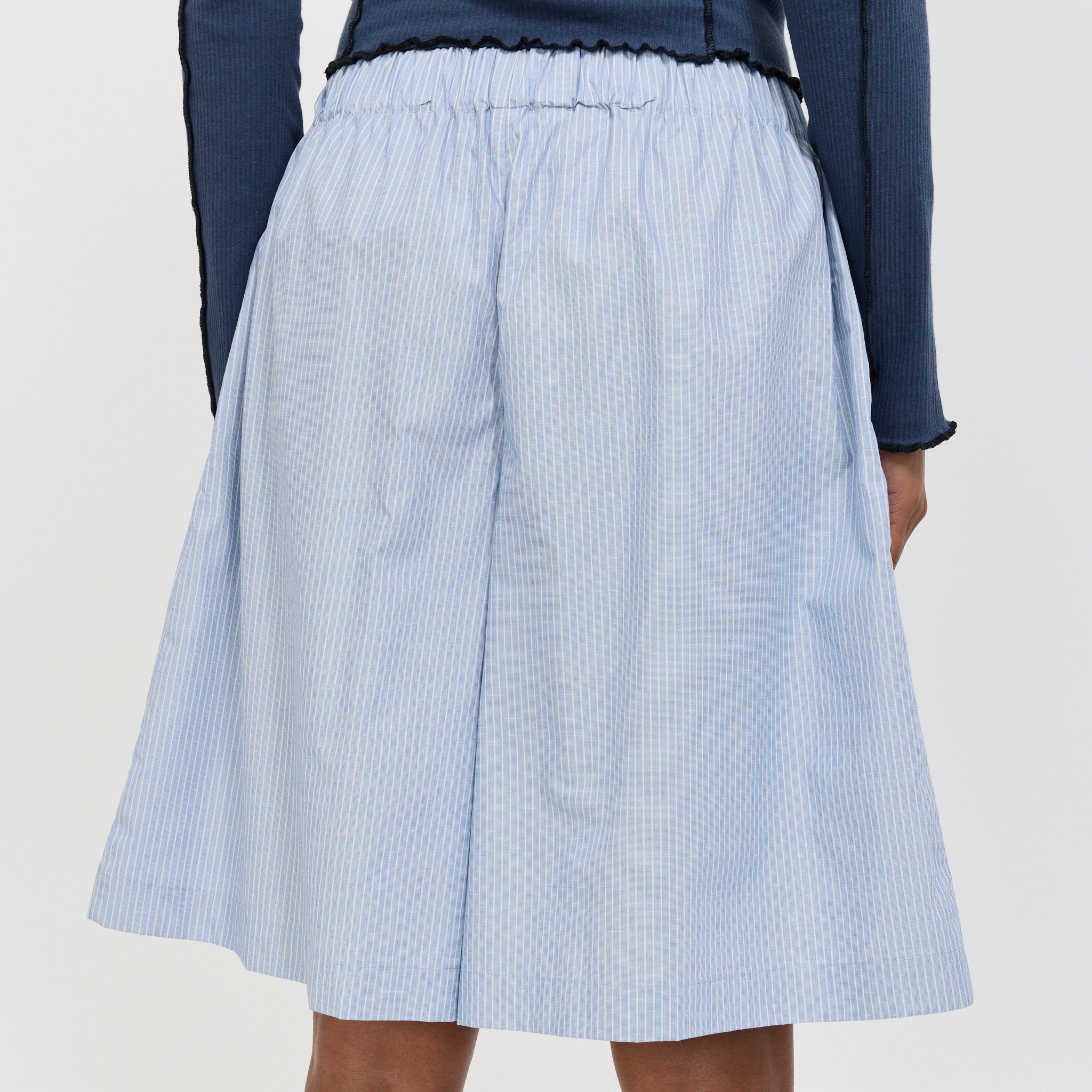 Baserange | Claude Shorts Blue Stripe | Maplestore