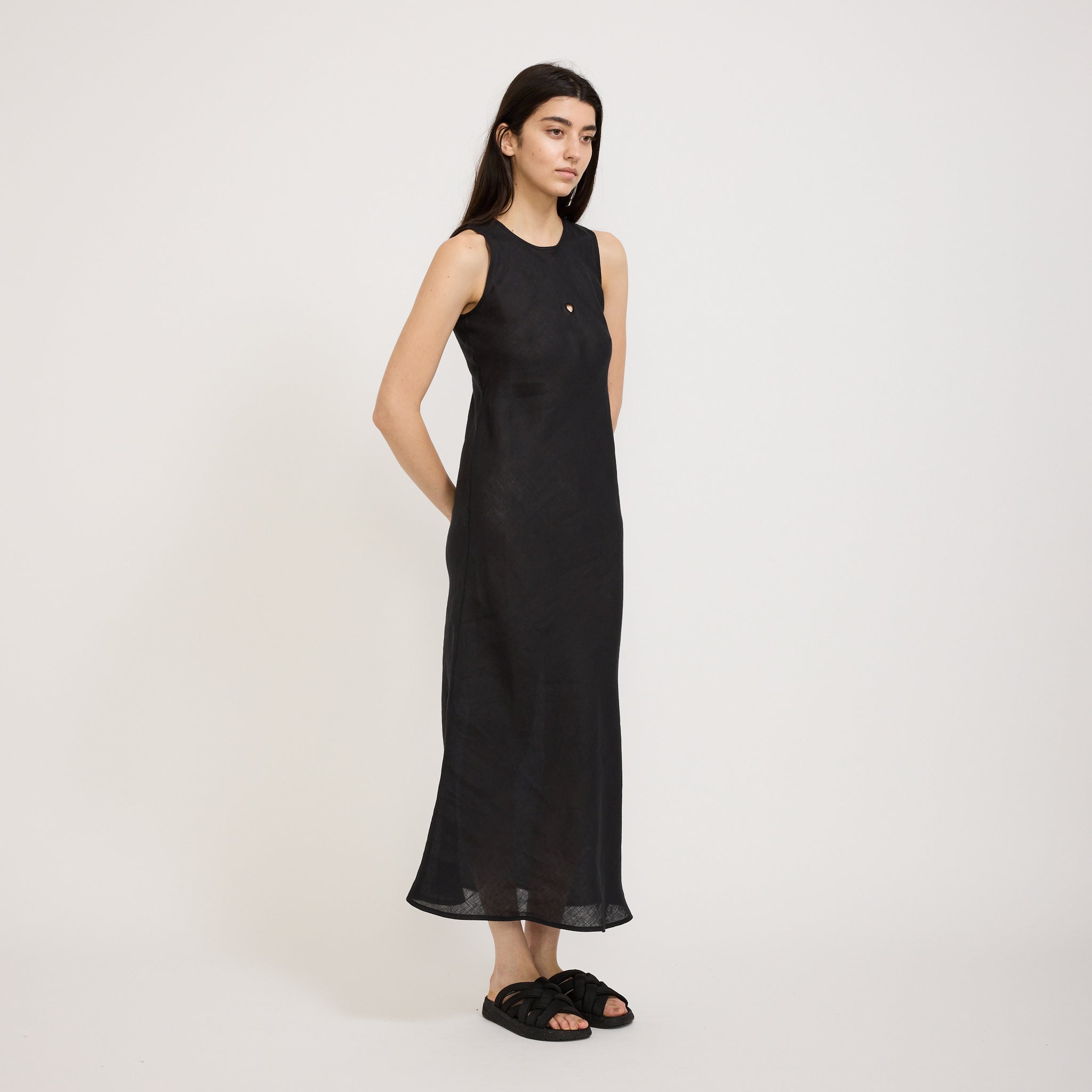 Baserange | Dydine Heart Tank Dress Black | Maplestore