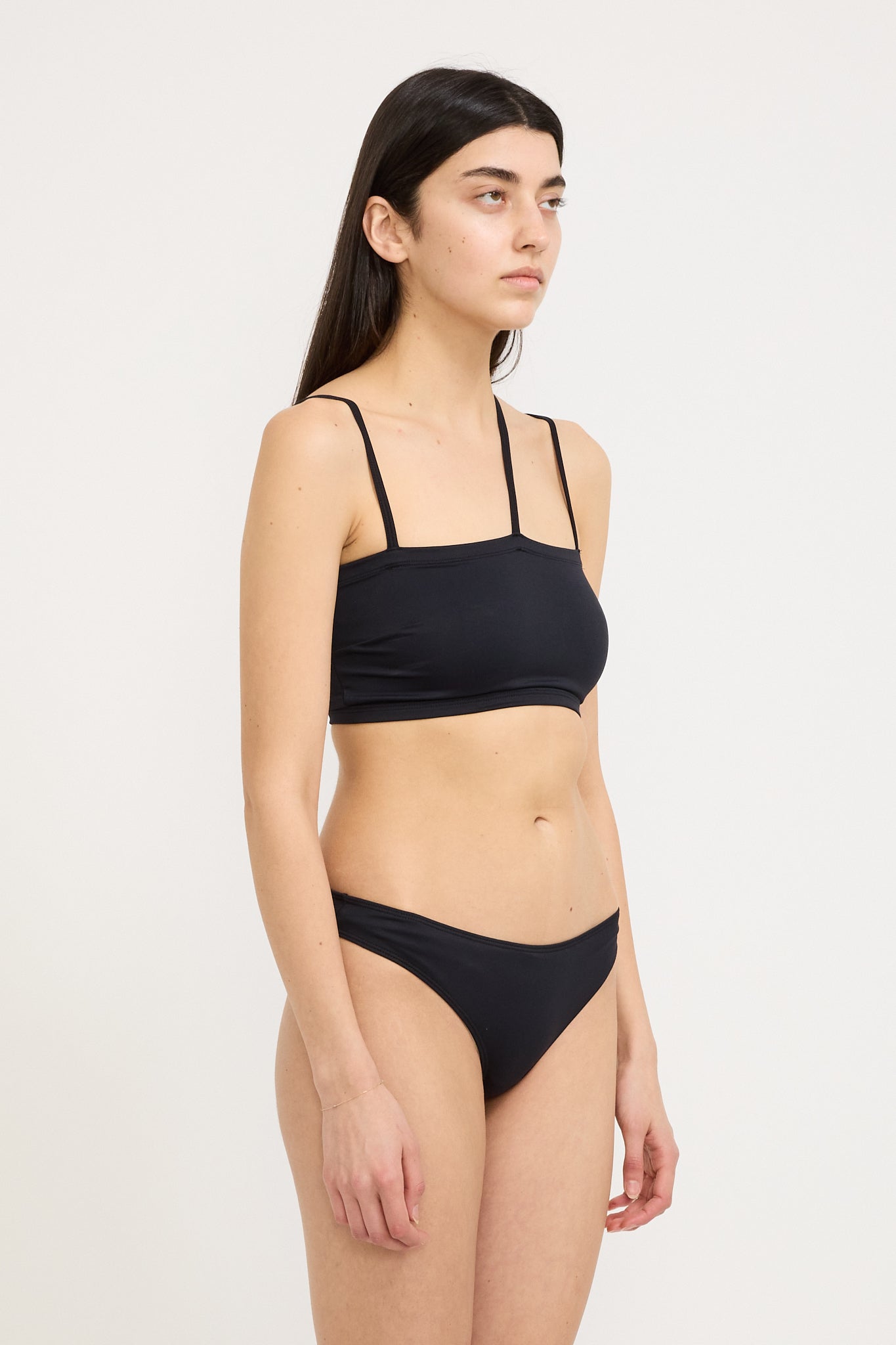 Baserange | Nida Swim Top Black | Maplestore