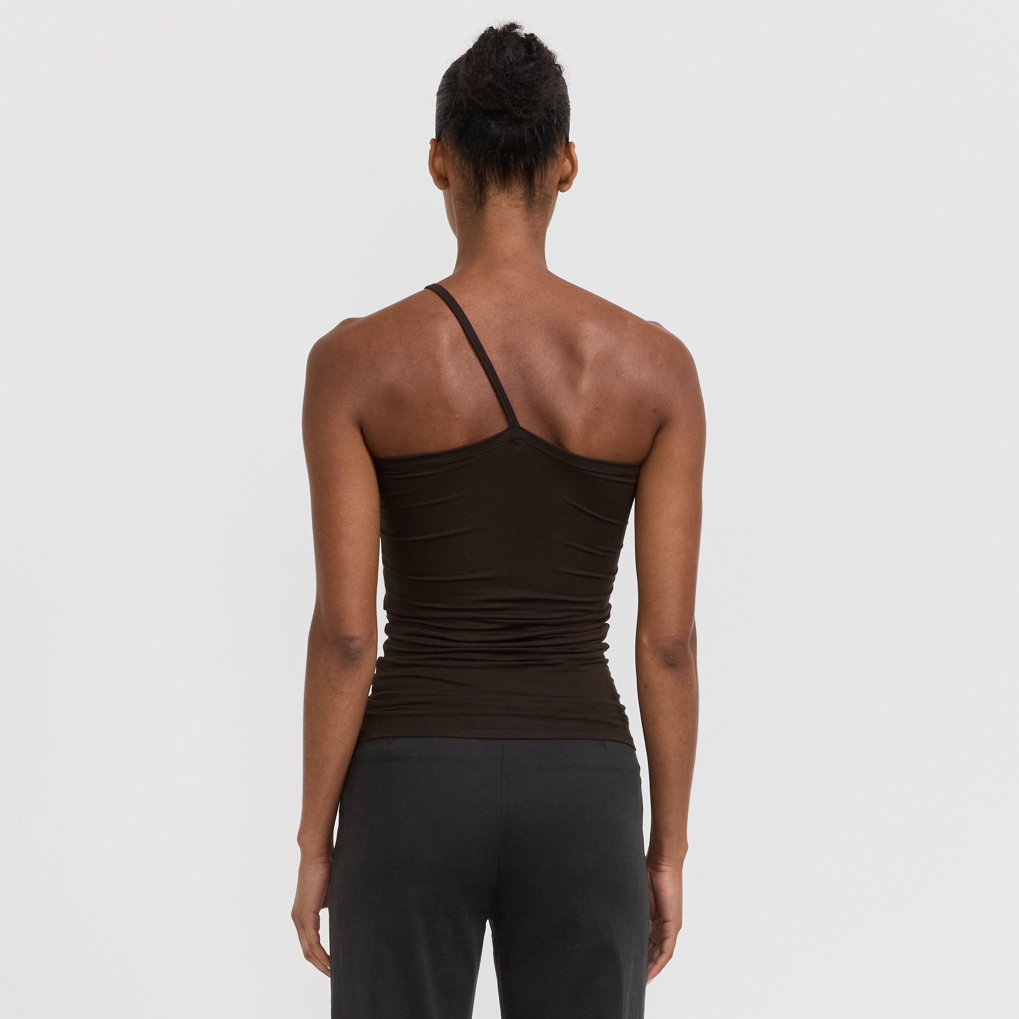Baserange | Nida One Strap Tank Top Fovea | Maplestore