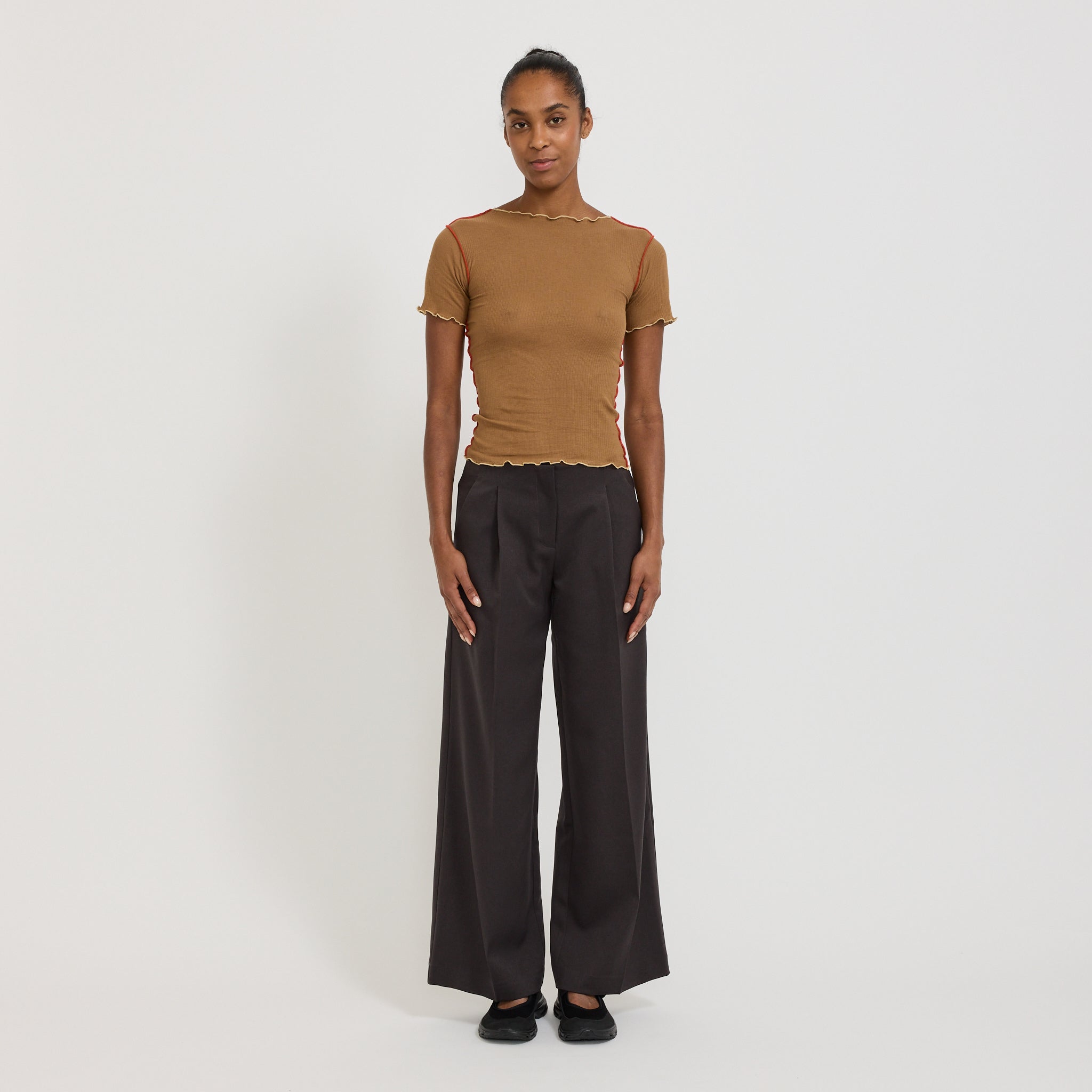 Baserange | Vein Tee Alamillo Brown | Maplestore