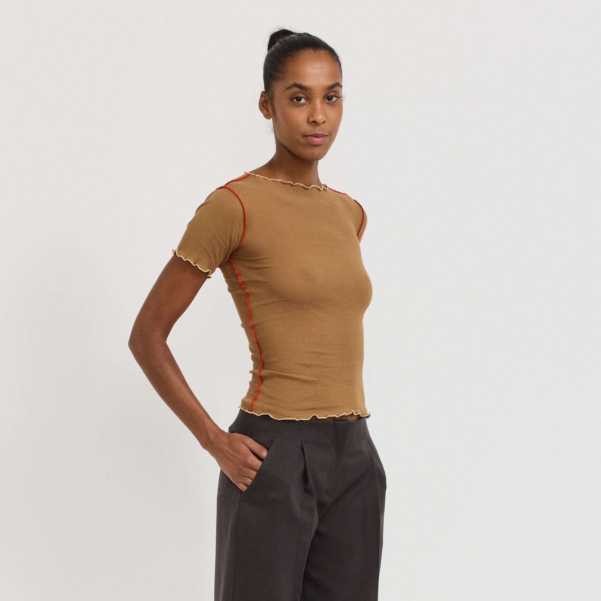 Baserange | Vein Tee Alamillo Brown | Maplestore