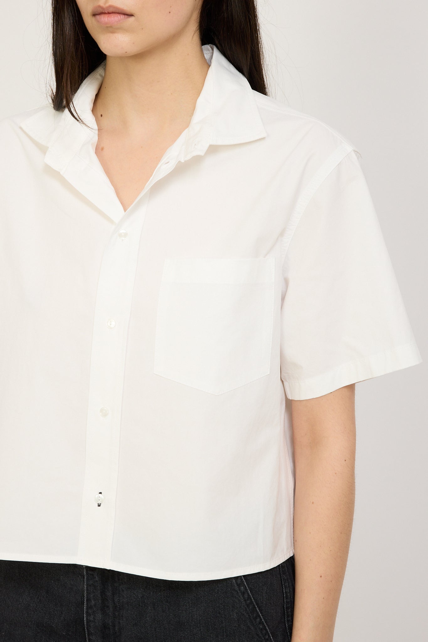 Bassike | Crushed Cotton Cropped Shirt Natural | Maplestore