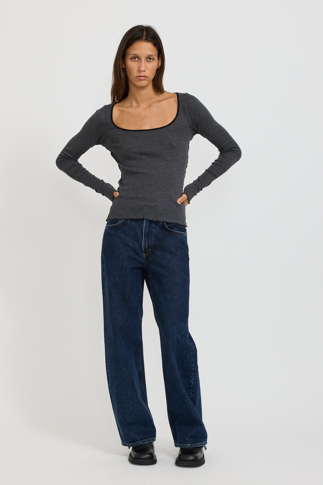 Slim Babylock Scoop Neck L/S Charcoal/Marle/Black