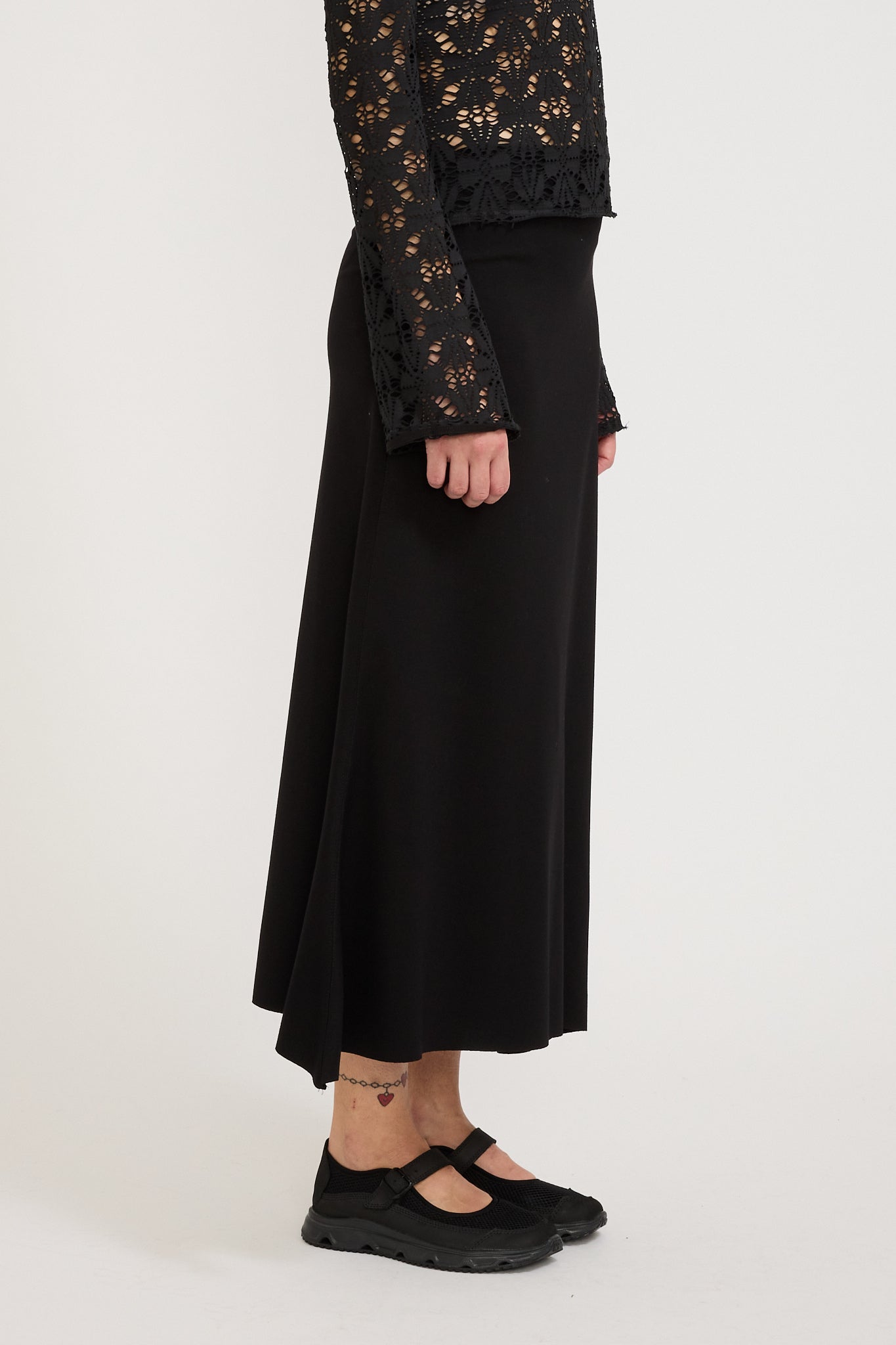 Bassike | Stretch Viscose Flared Skirt Black | Maplestore
