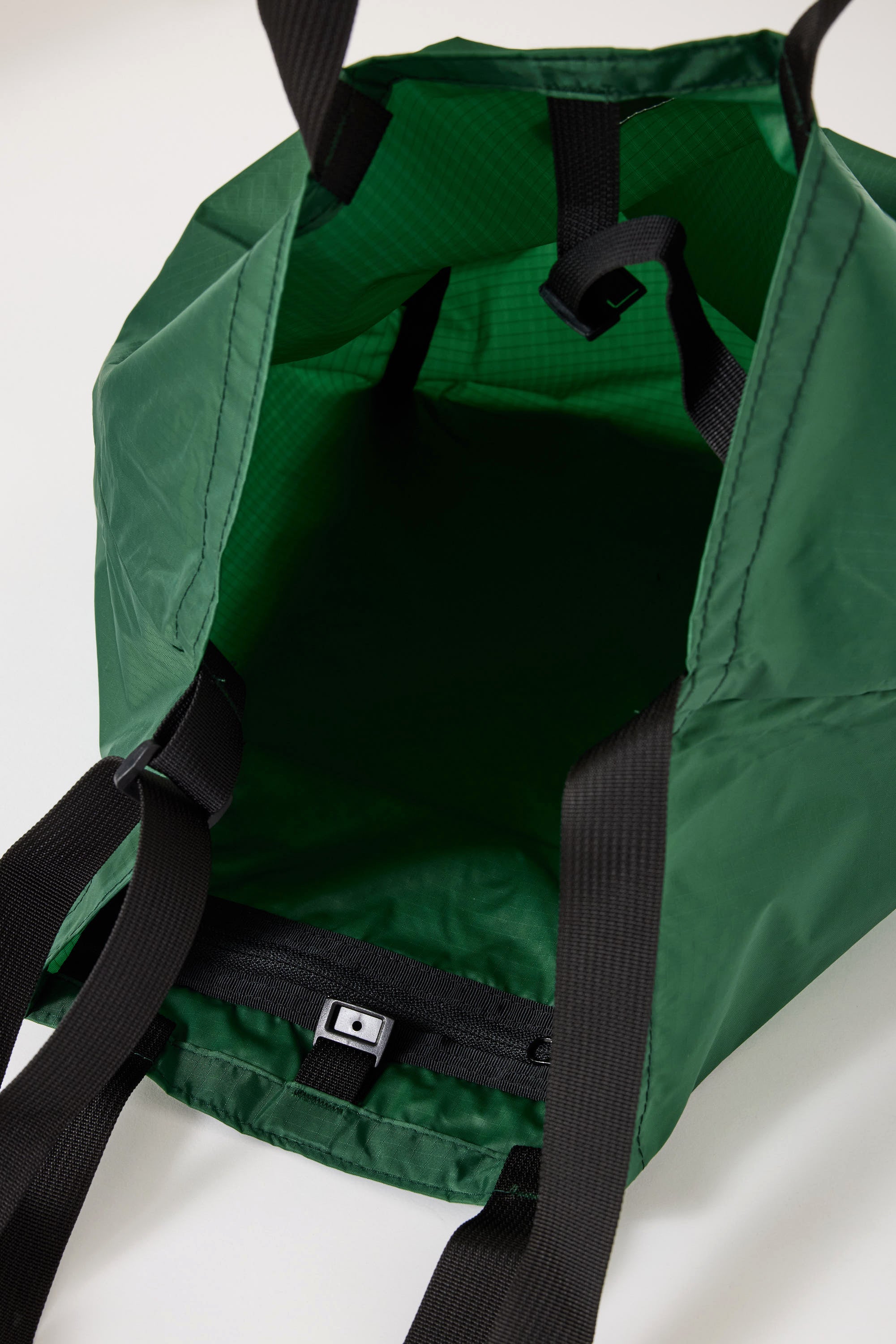 Battenwear | Packable Tote Forest Green x Black | Maplestore