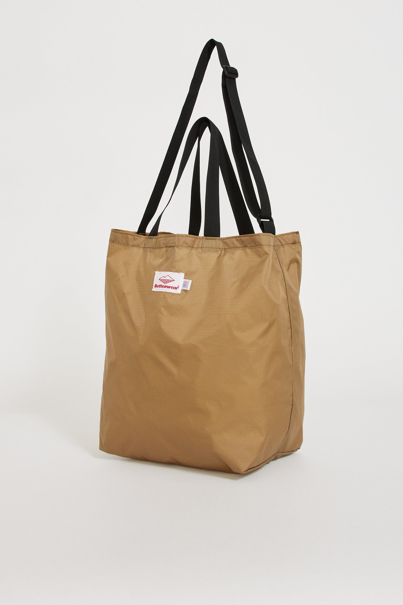 Battenwear | Packable Tote Tan x Black | Maplestore