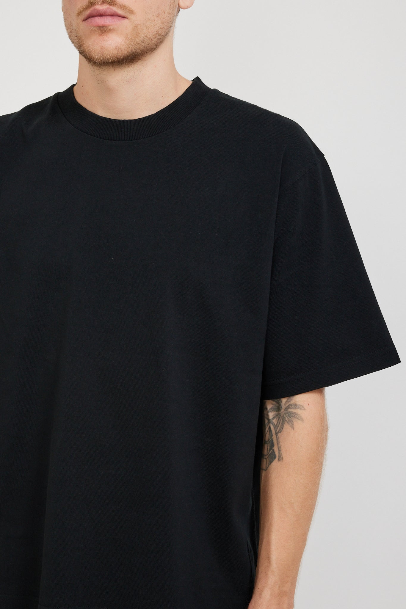 Beach Brains | Boxy Tee Black | Maplestore