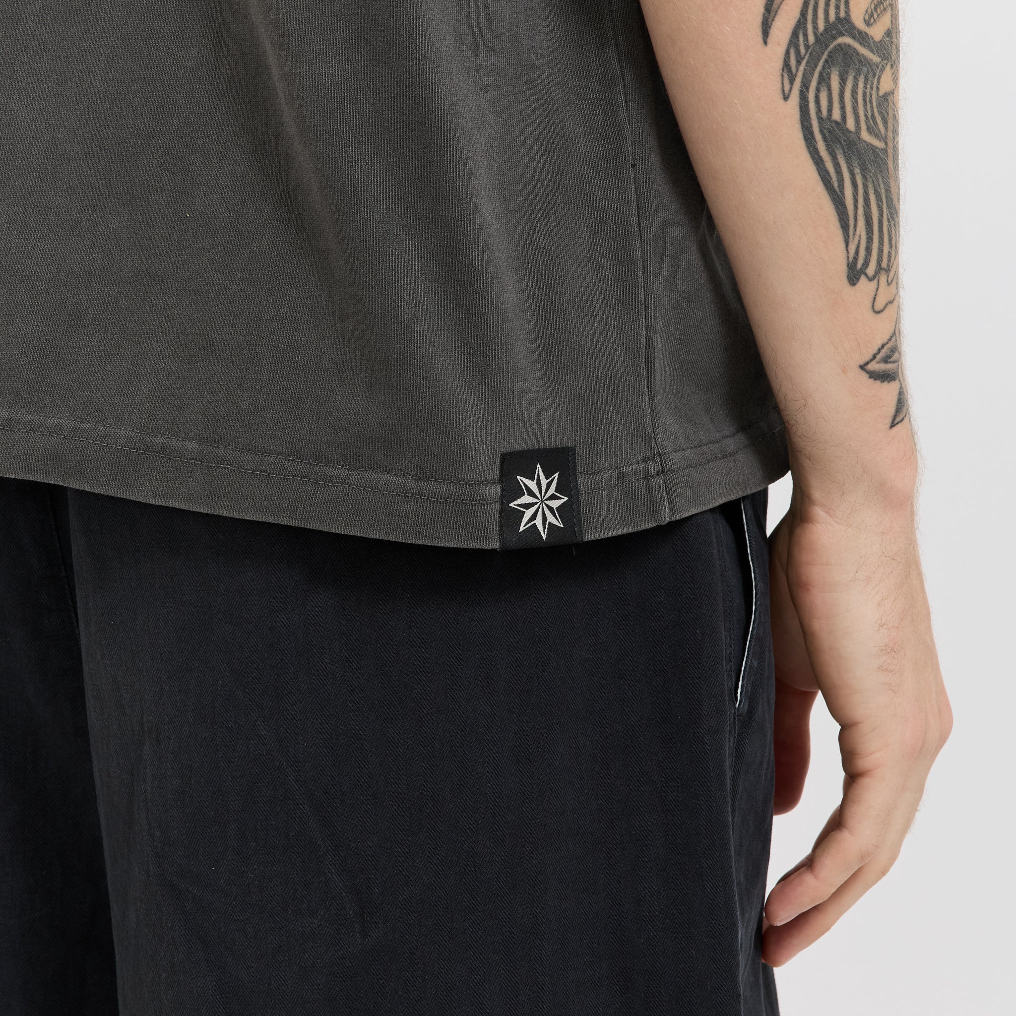 Dream Tee Sun Faded Black