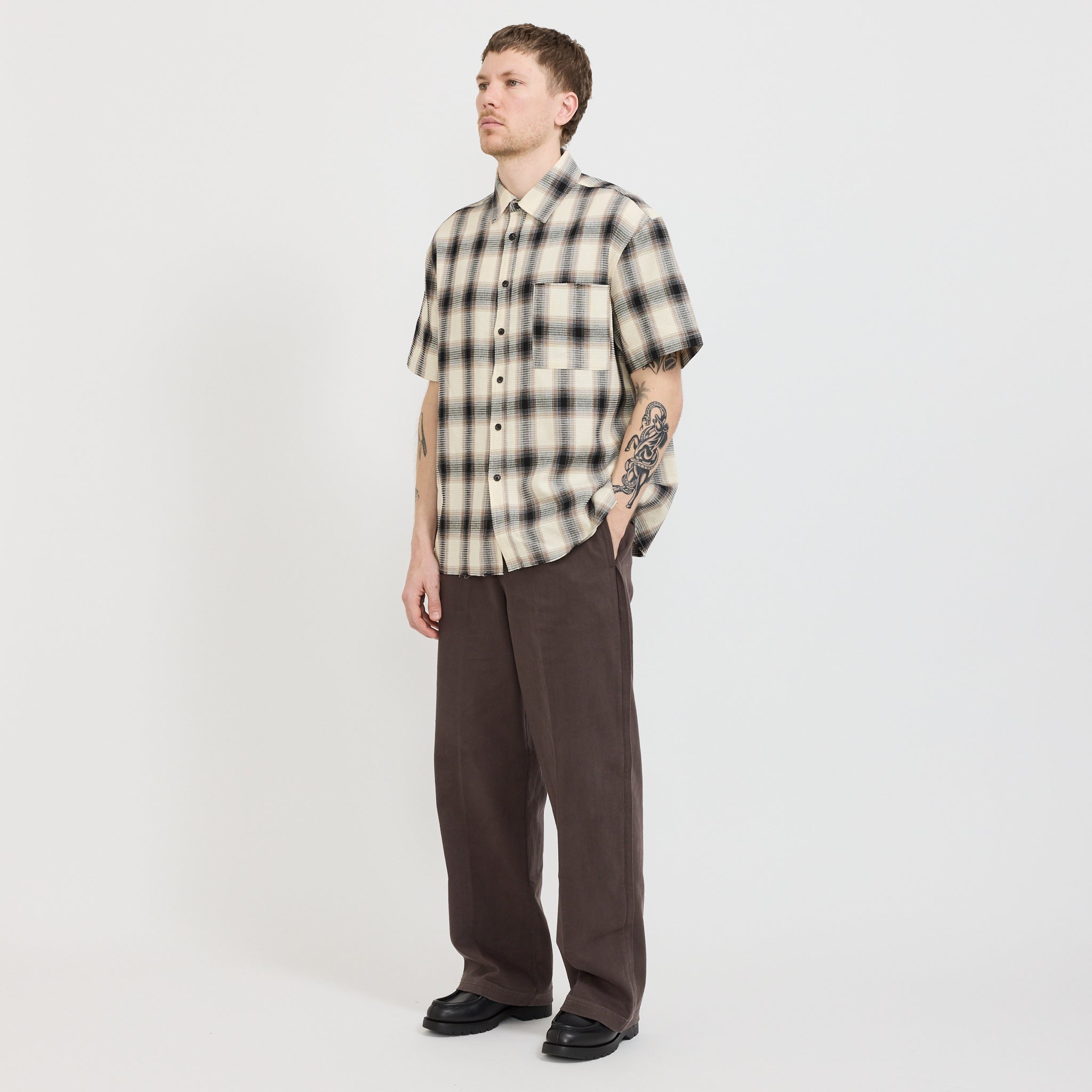 Beach Brains | Hold SS Shirt Black/Brown Check | Maplestore
