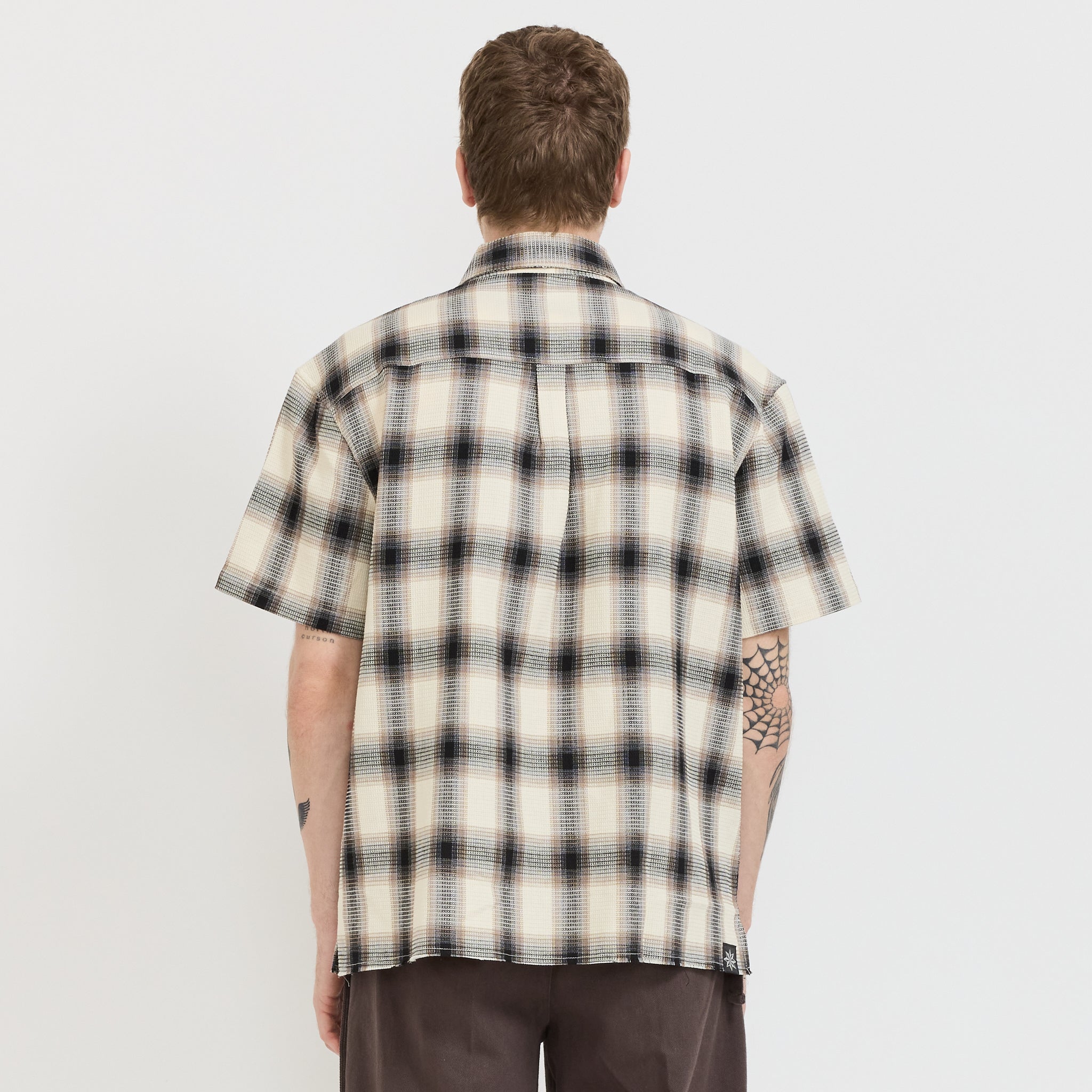 Beach Brains | Hold SS Shirt Black/Brown Check | Maplestore