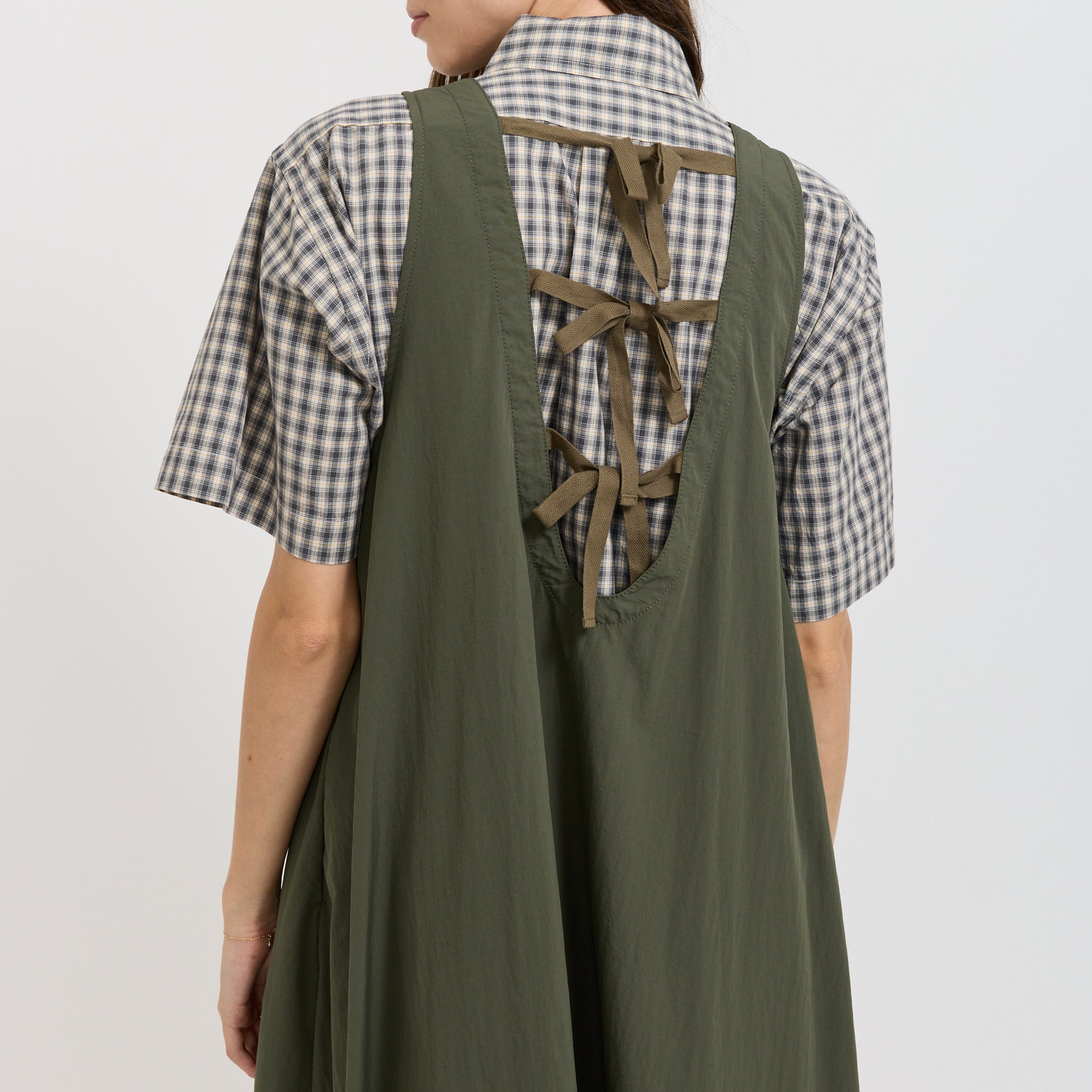 Beams Boy | Nylon Tussah C-1 Non Sleeve Dress Olive | Maplestore