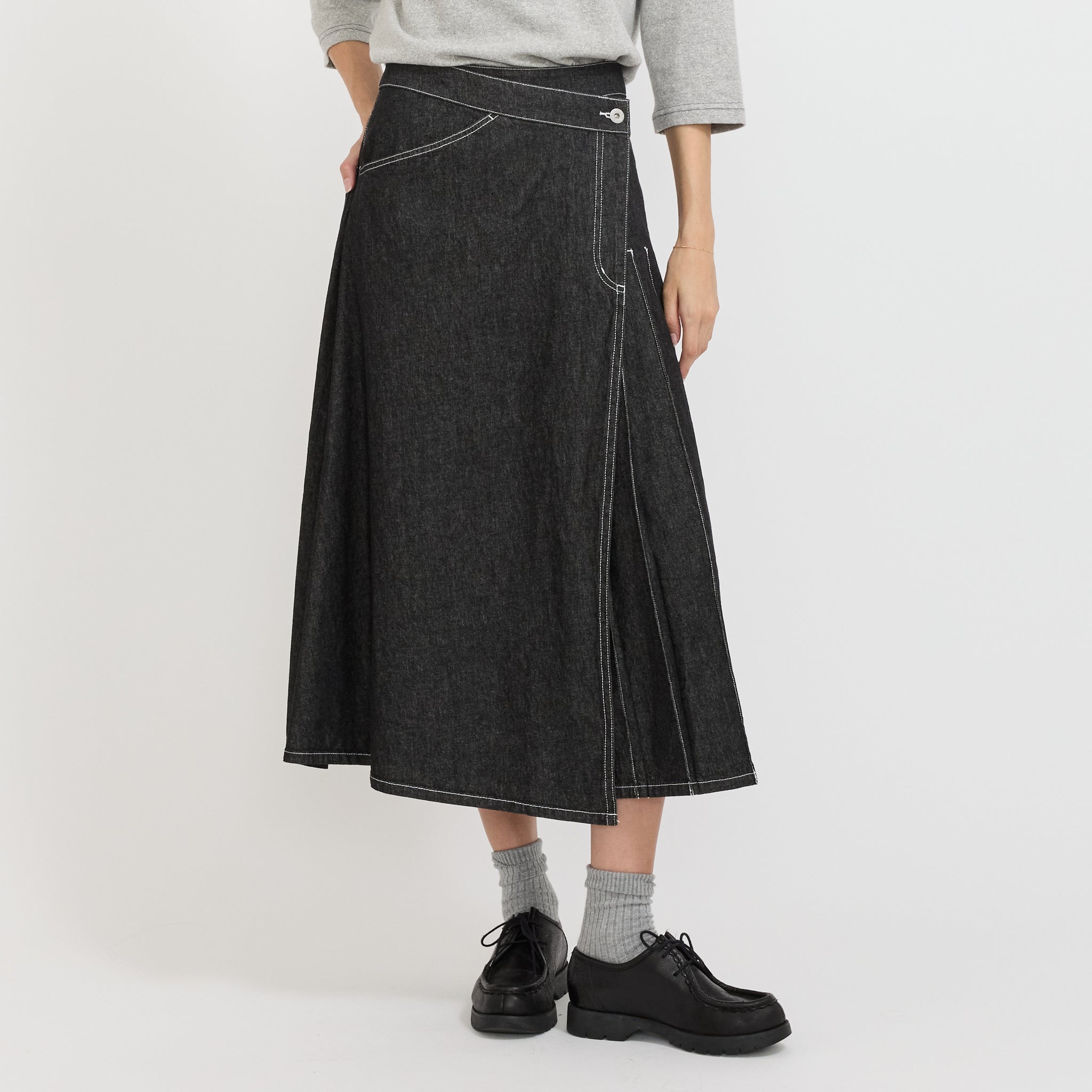 Beams Boy | Wrap Pleated Skirt Black Denim | Maplestore