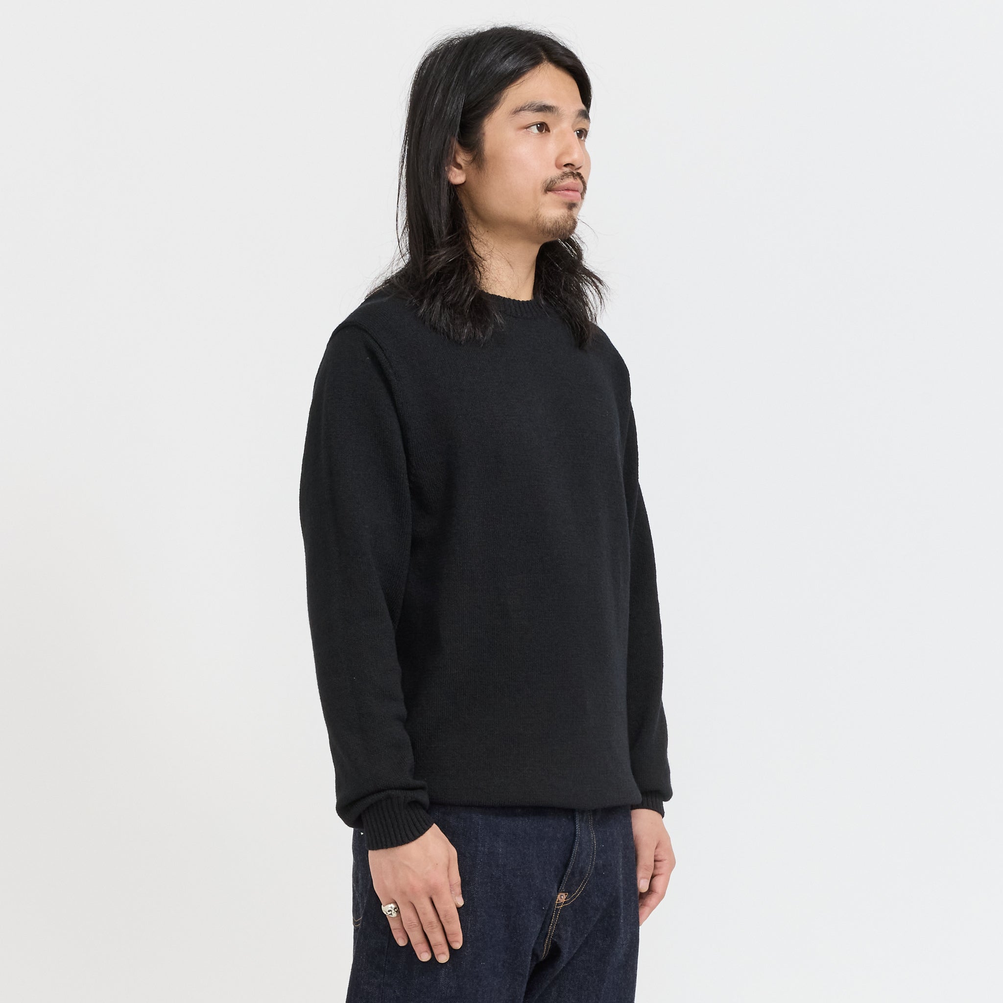 Beams Plus | Crew Lily Yarn 7G Black | Maplestore
