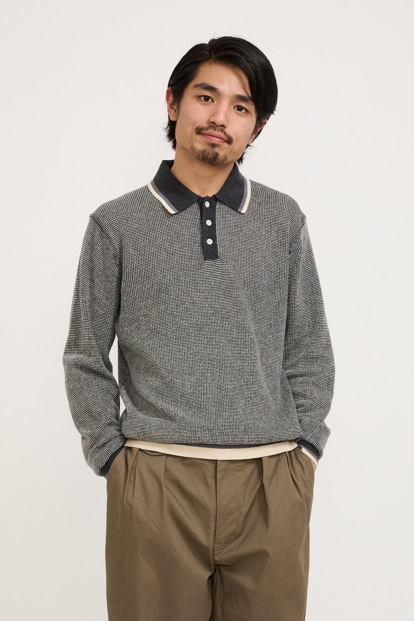 Beams Plus | Knit Polo Collar Line Charcoal Grey | Maplestore