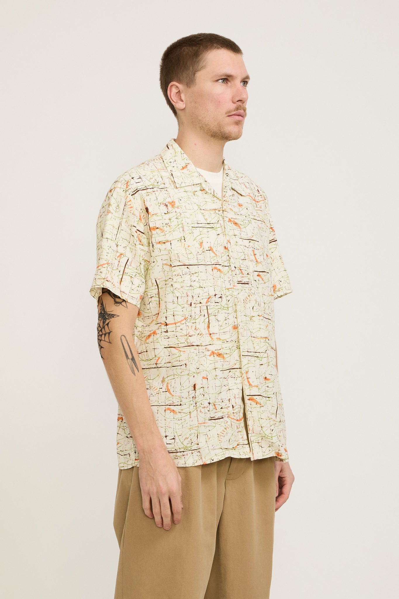 Beams Plus | Open Collar Cotton Rayon Print Shirt White | Maplestore